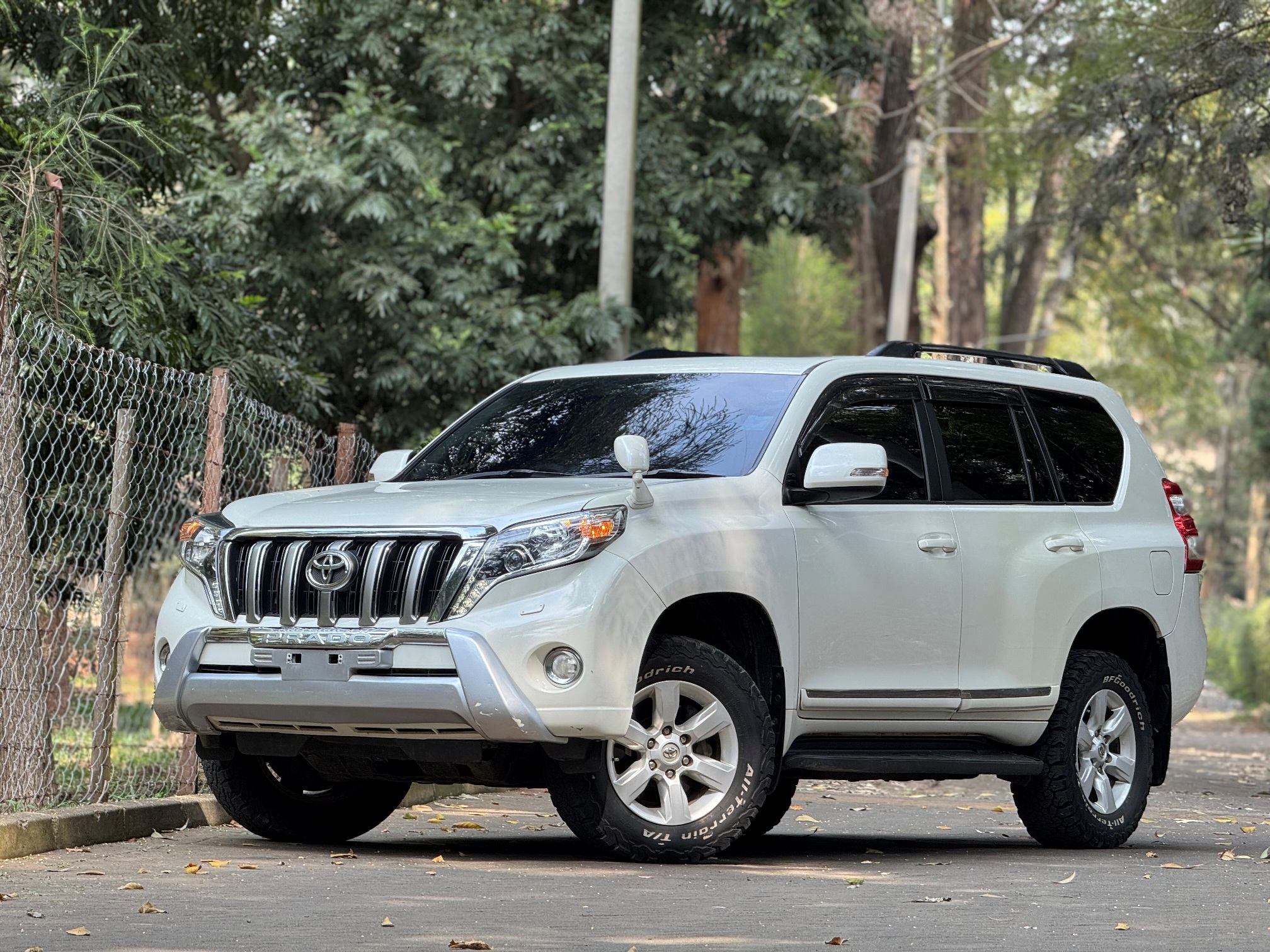 TOYOTA LANDCRUISER PRADO TX