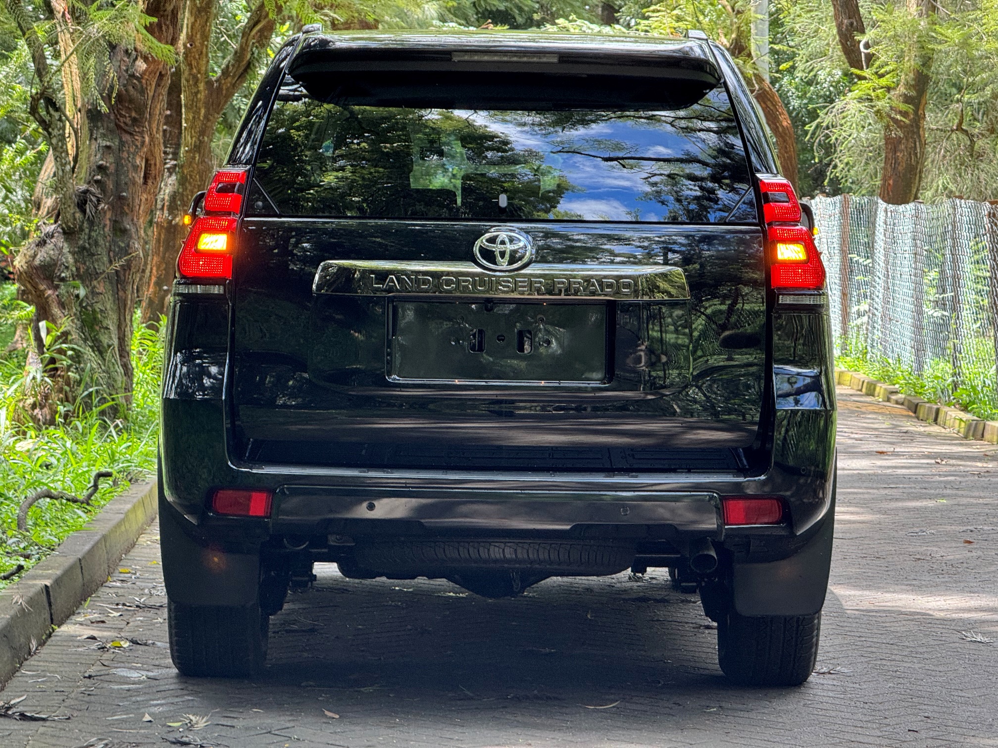 TOYOTA LANDCRUISER PRADO TX.L