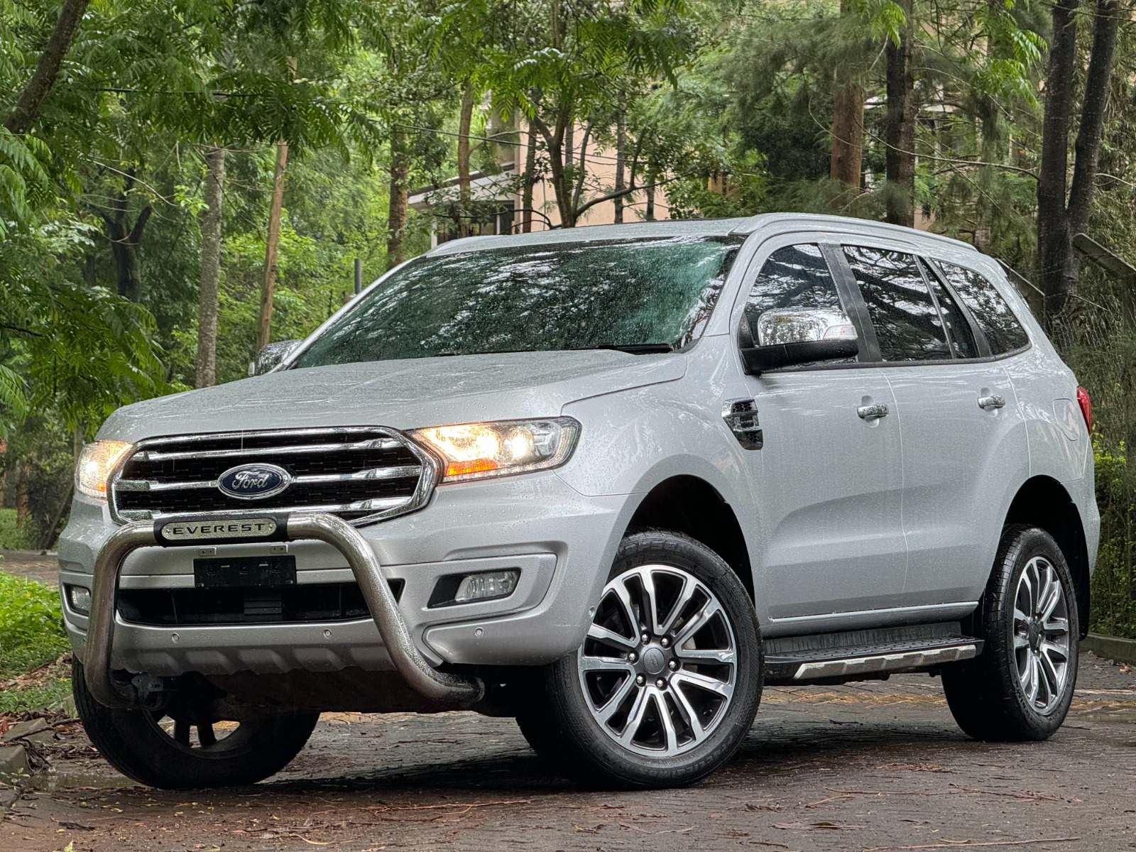 2020 FORD EVEREST