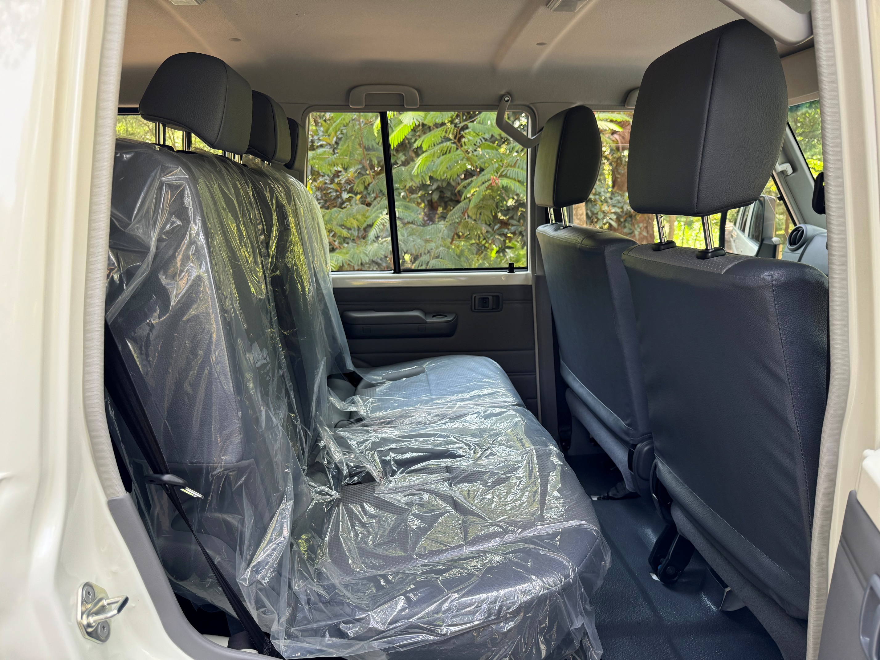 BRAND NEW TOYOTA LANDCRUISER 76 SERIES