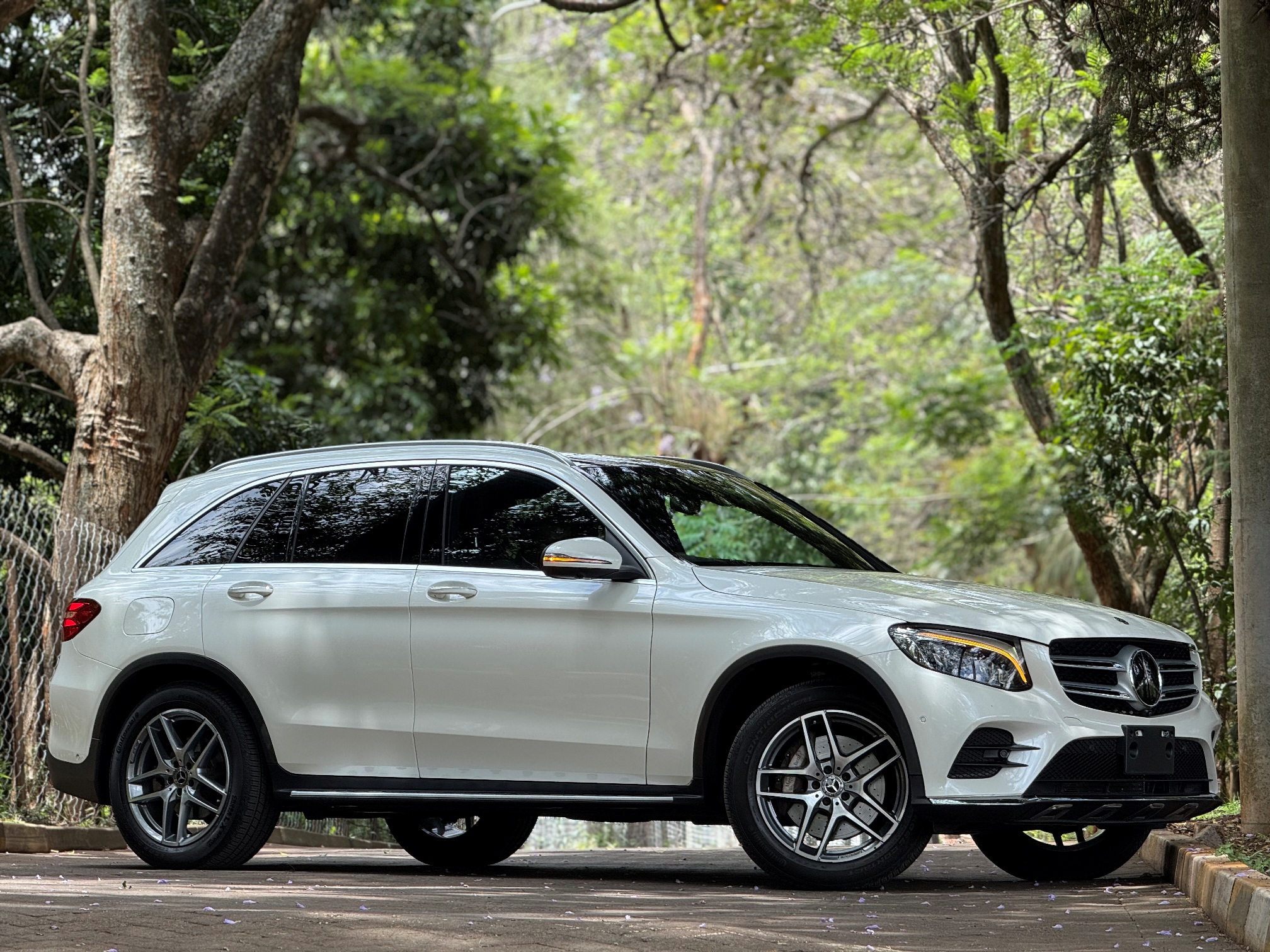 MERCEDES BENZ GLC250 4MATIC