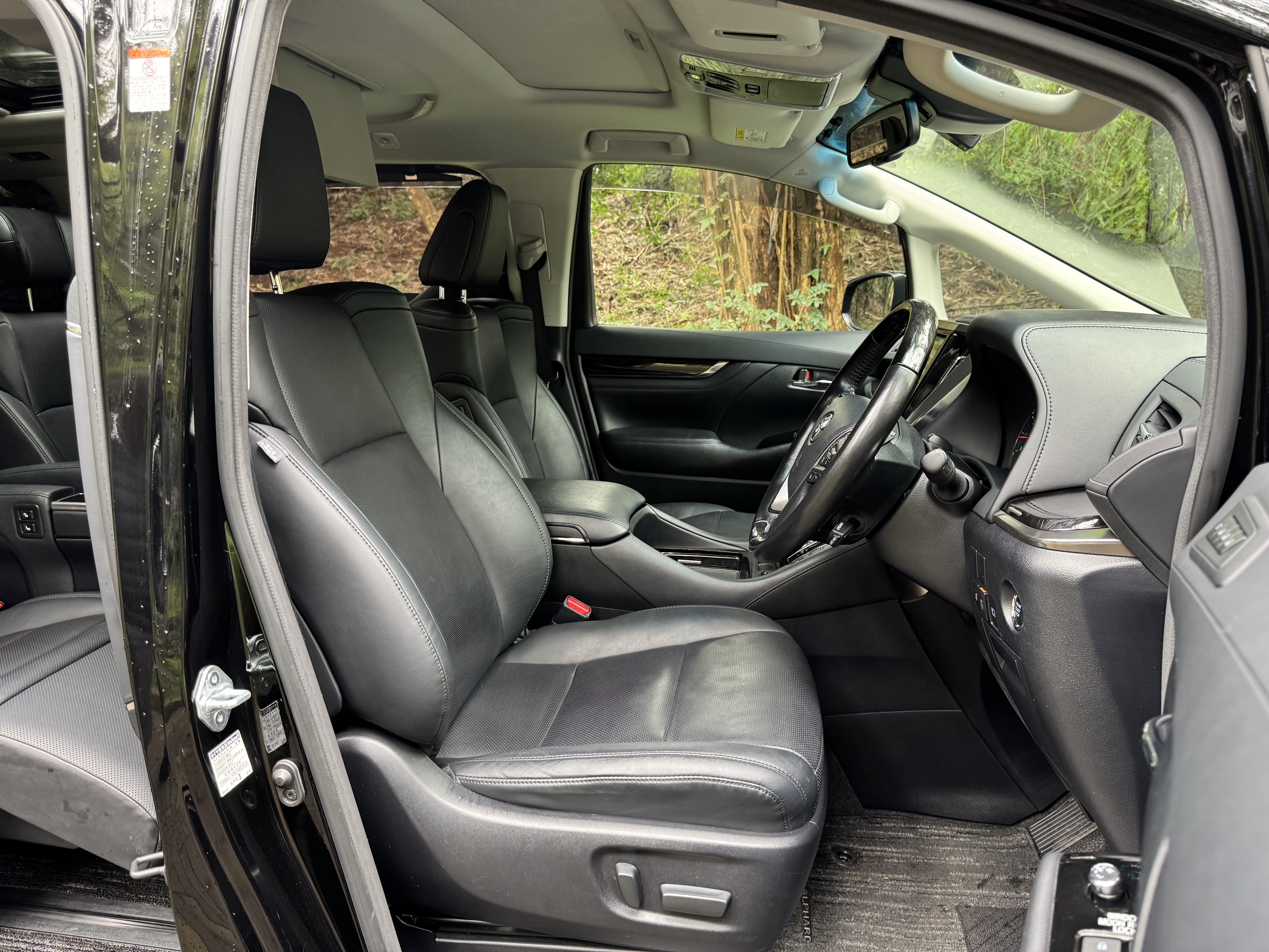 2019 TOYOTA ALPHARD
