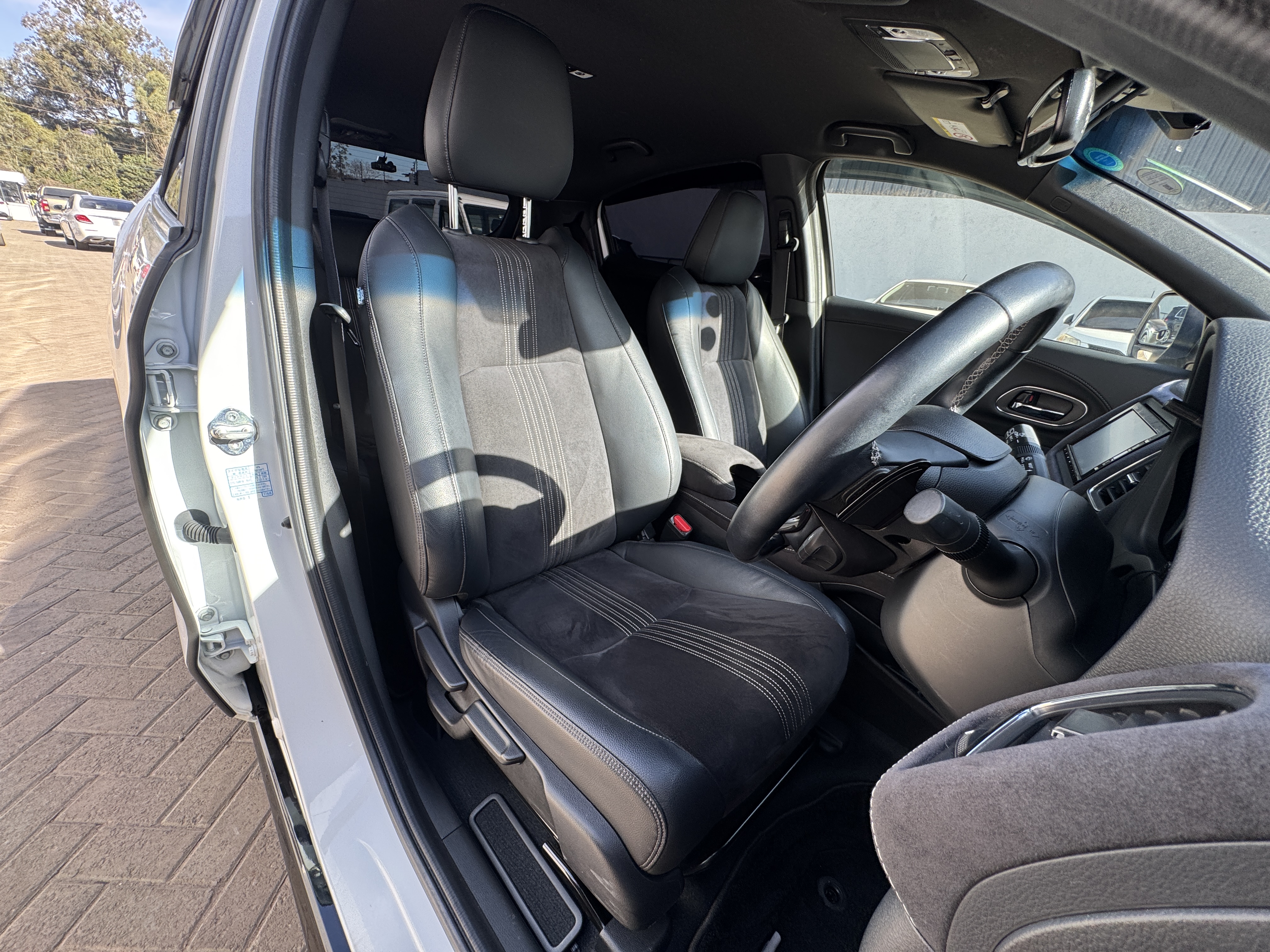 2019 HONDA VEZEL HYBRID RS