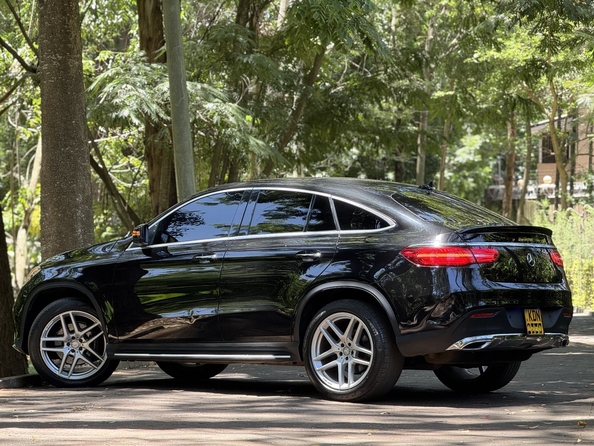 MERCEDES BENZ GLE350d