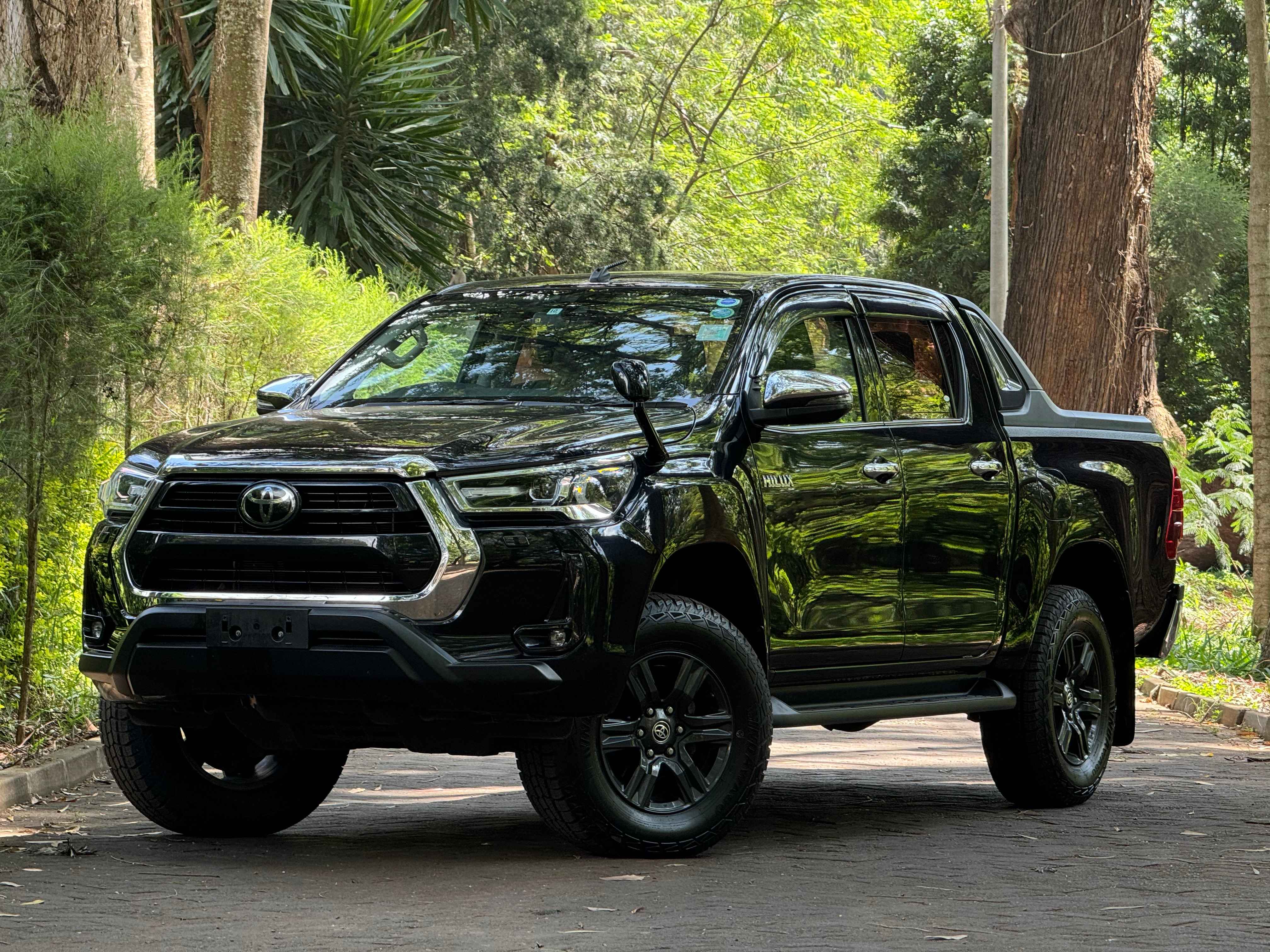 2020 TOYOTA HILUX