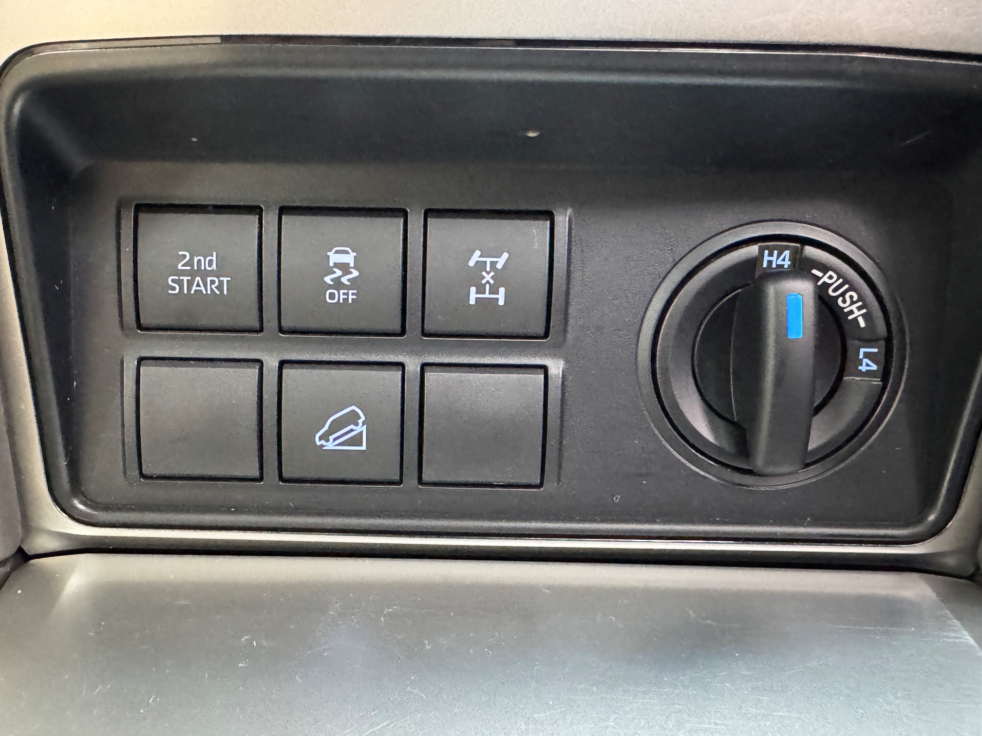 TOYOTA LANDCRUISER PRADO TX.L