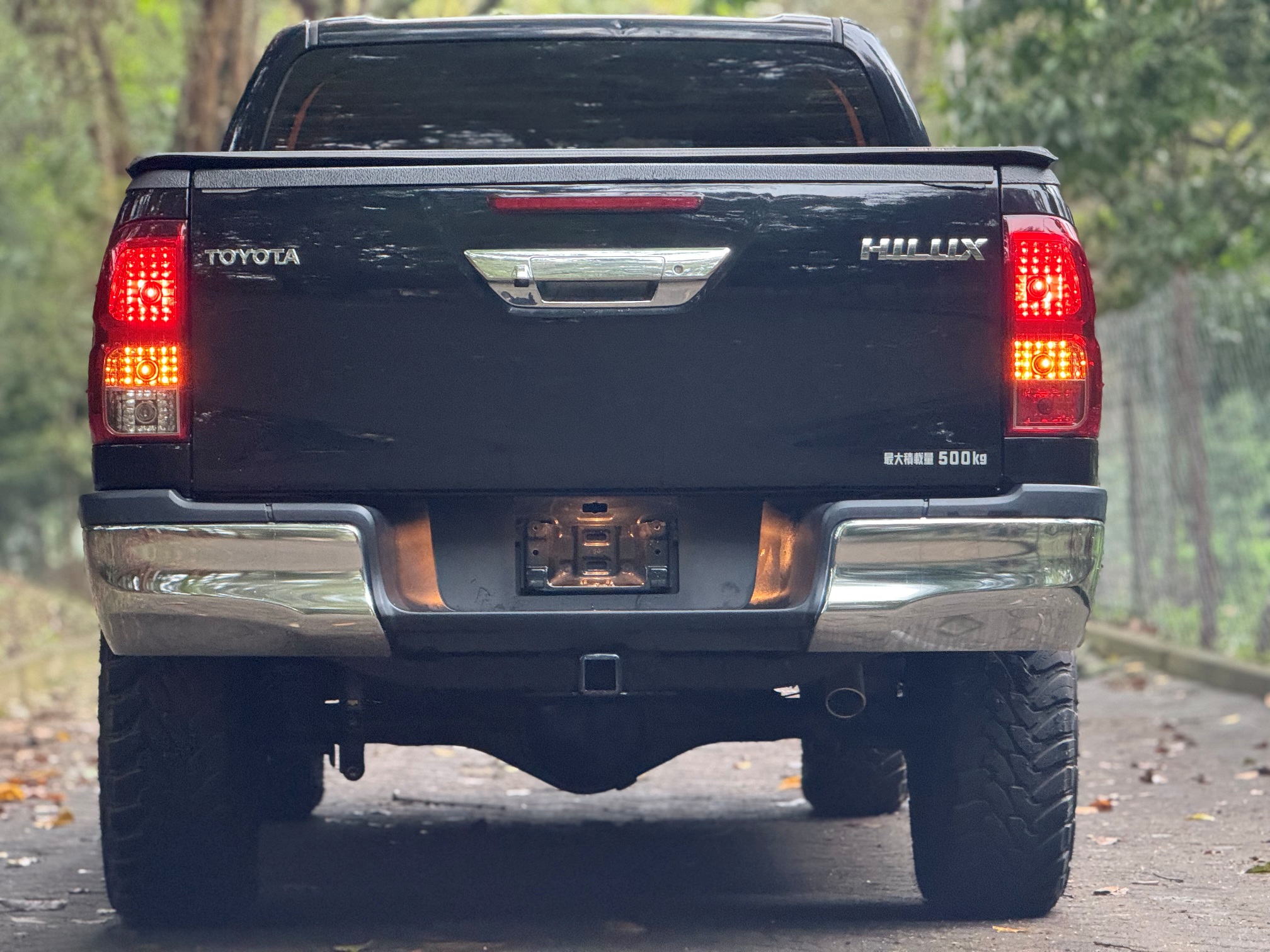 TOYOTA HILUX
