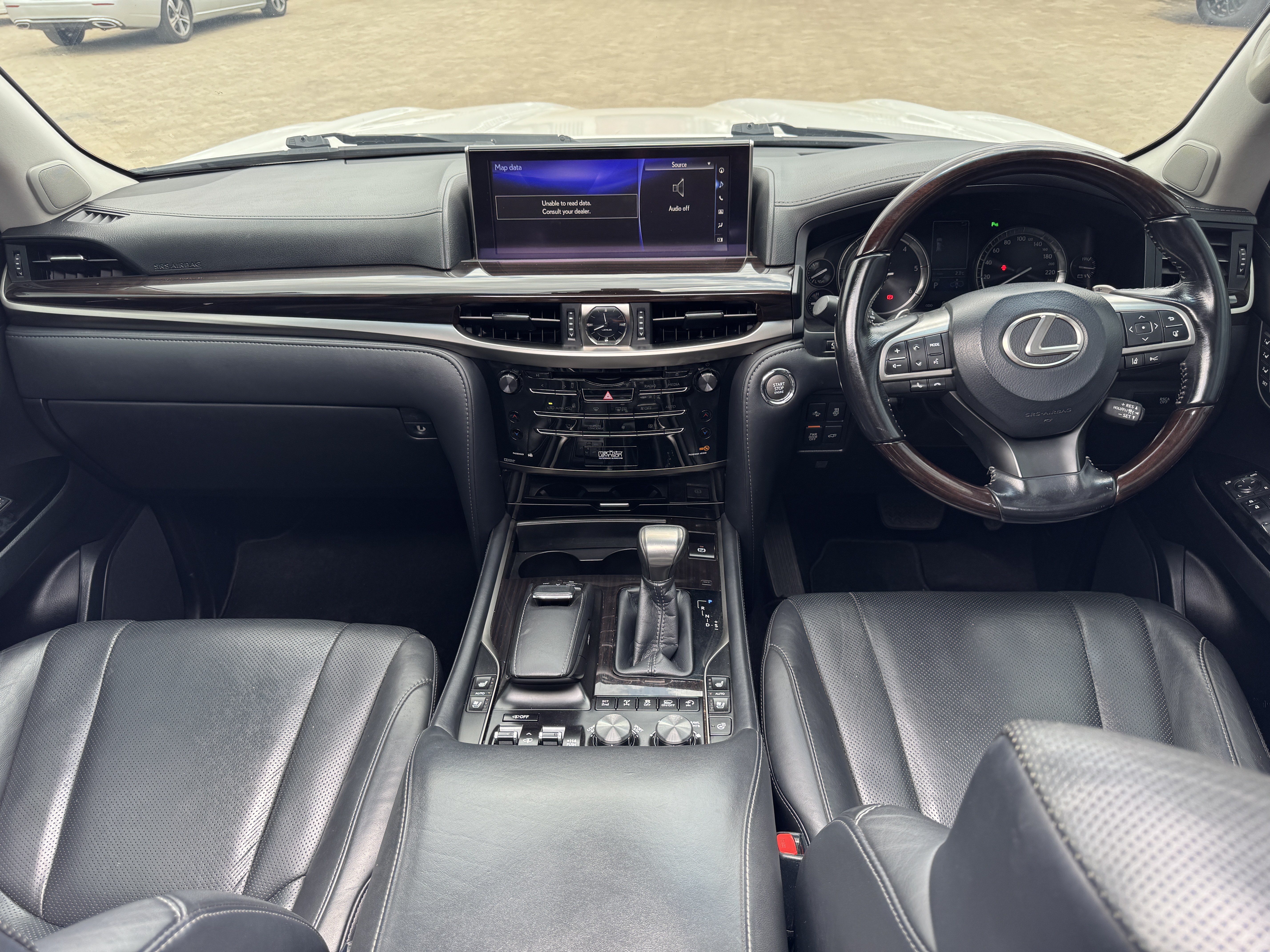 2017 LEXUS LX450d