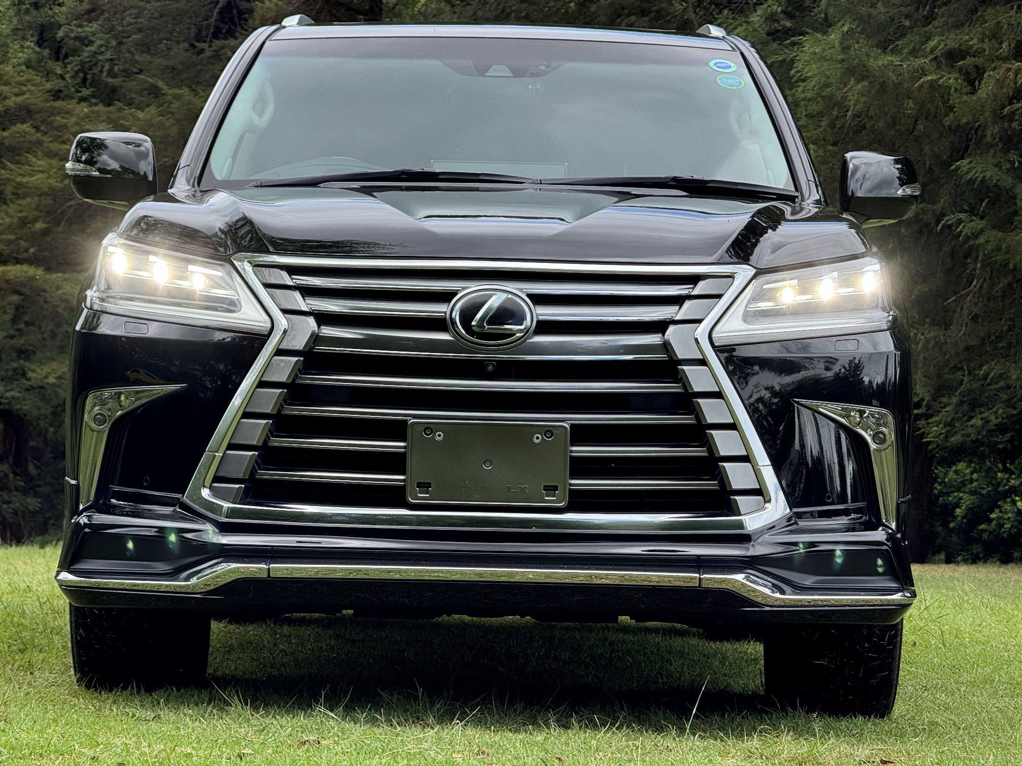 LEXUS LX570