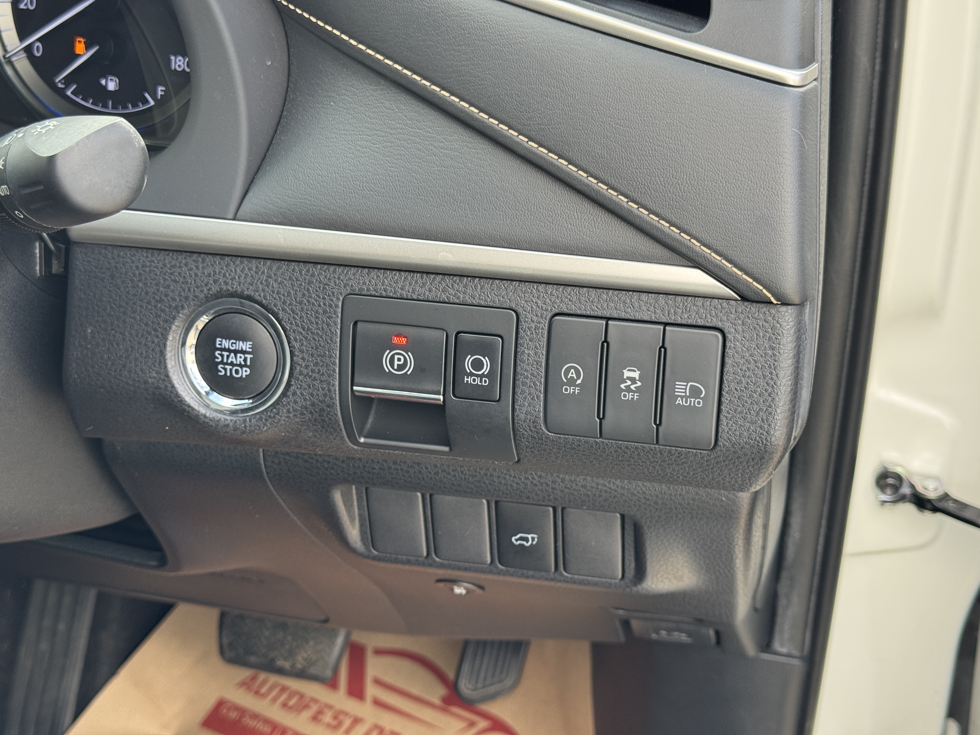 2019 TOYOTA HARRIER