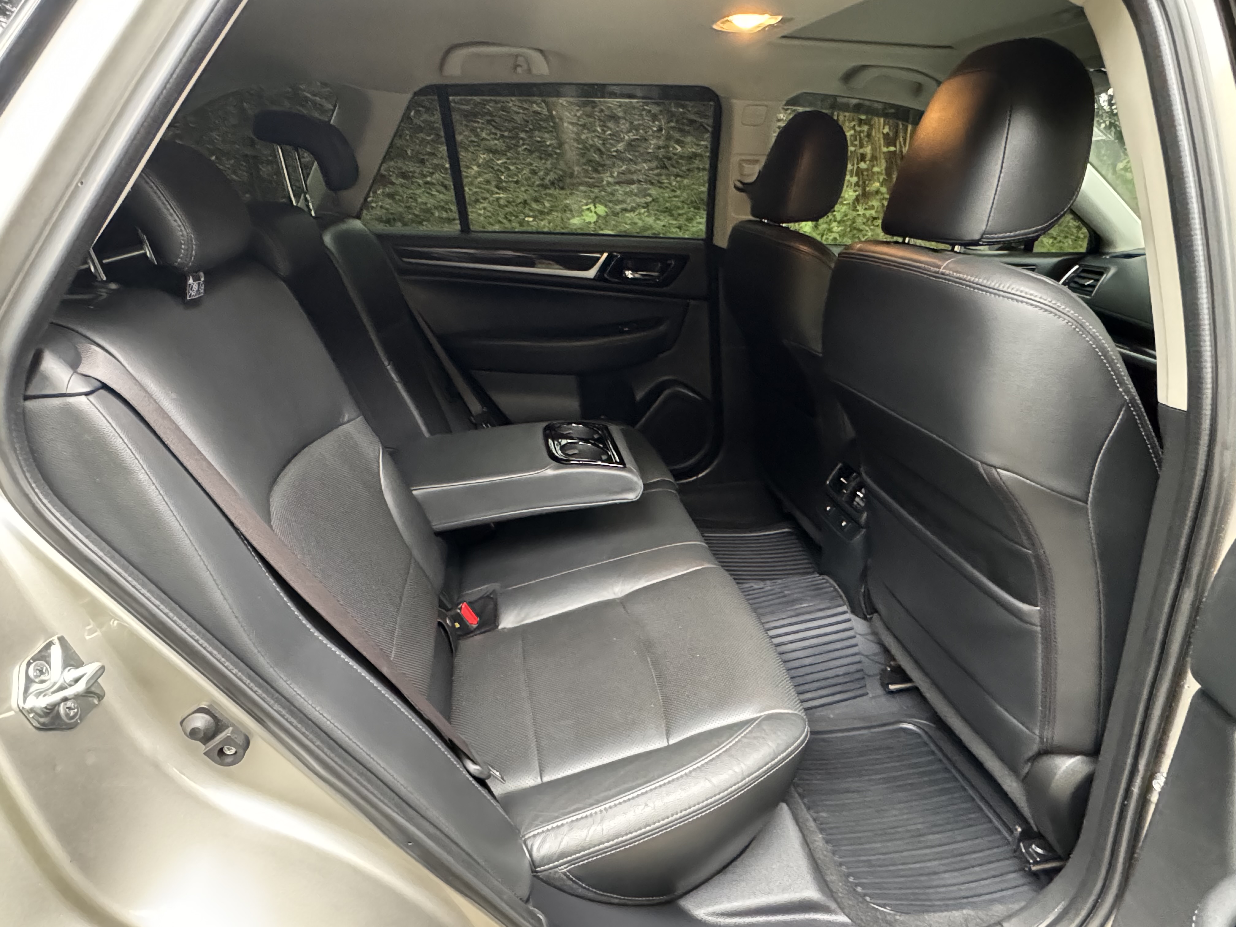 2015 SUBARU OUTBACK