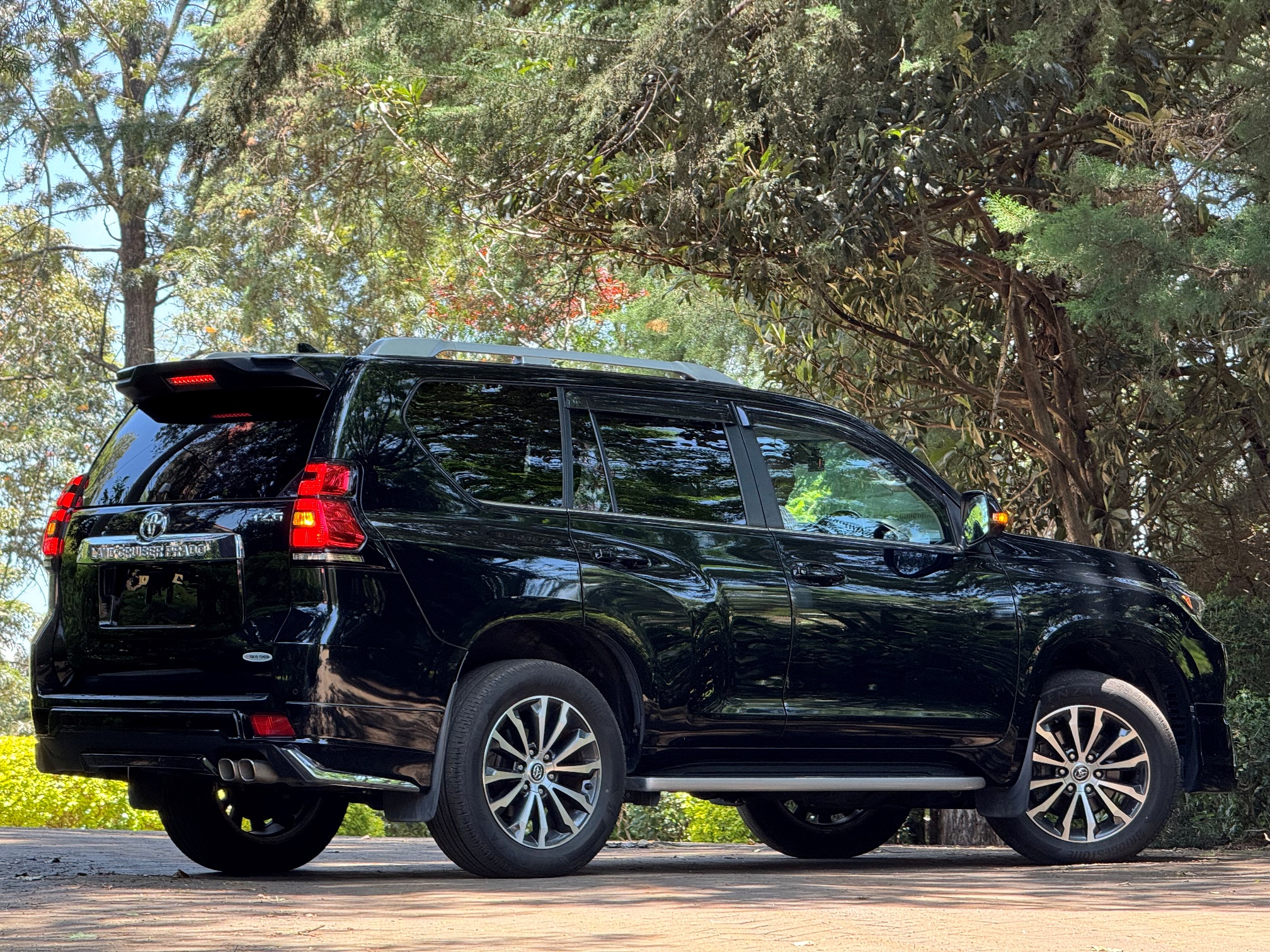 TOYOTA LANDCRUISER PRADO TZ.G