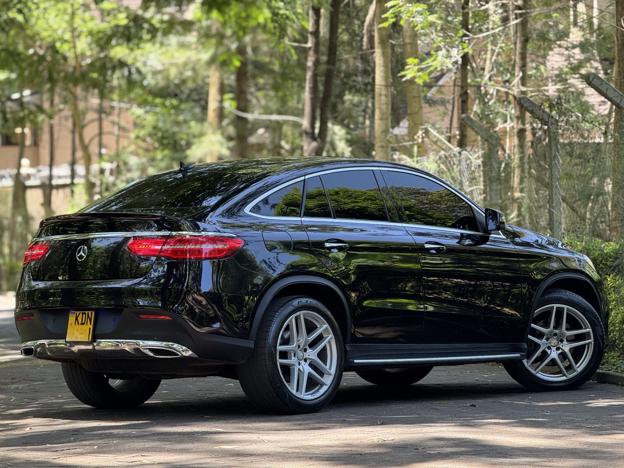 MERCEDES BENZ GLE350d