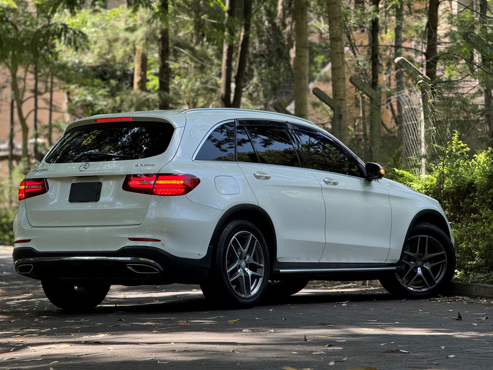 MERCEDES BENZ GLC250