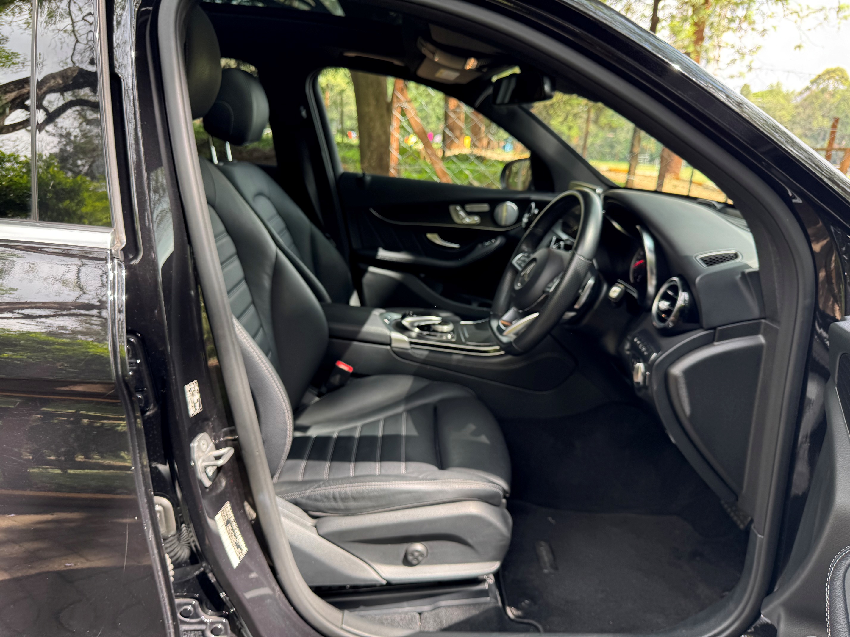 MERCEDES BENZ GLC250 4MATIC