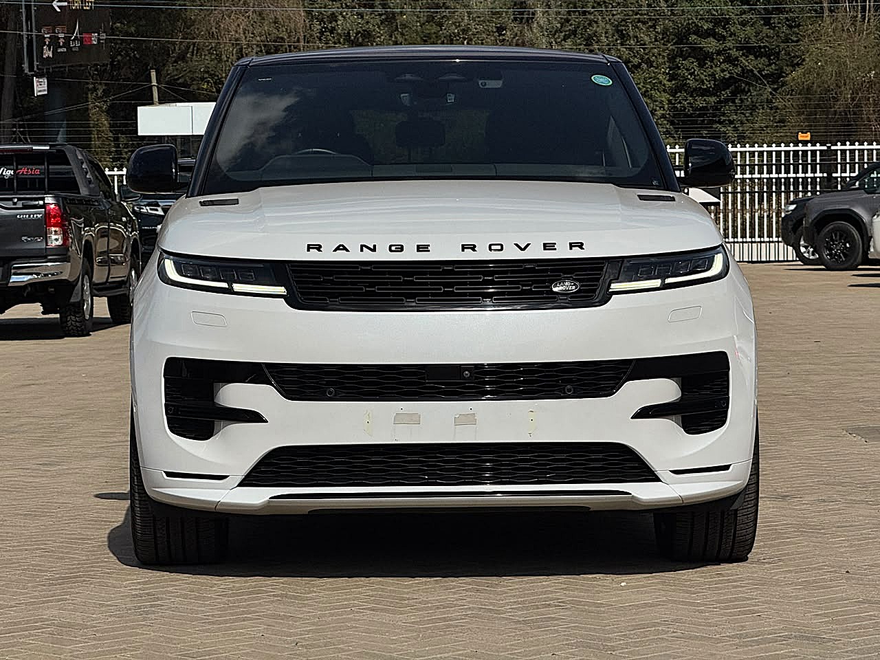 2023 RANGE ROVER SPORT