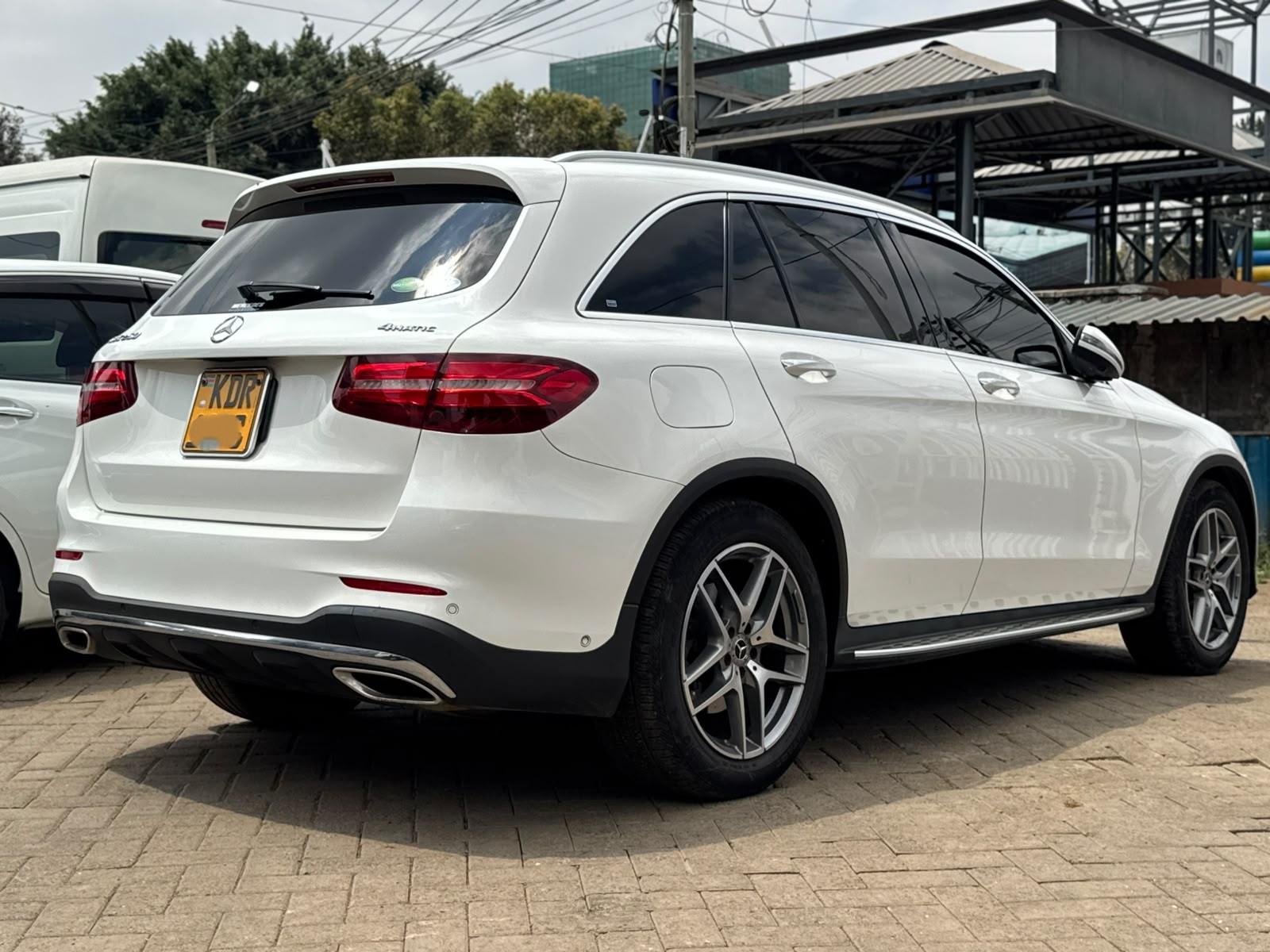 2017 MERCEDES BENZ GLC250 4MATIC