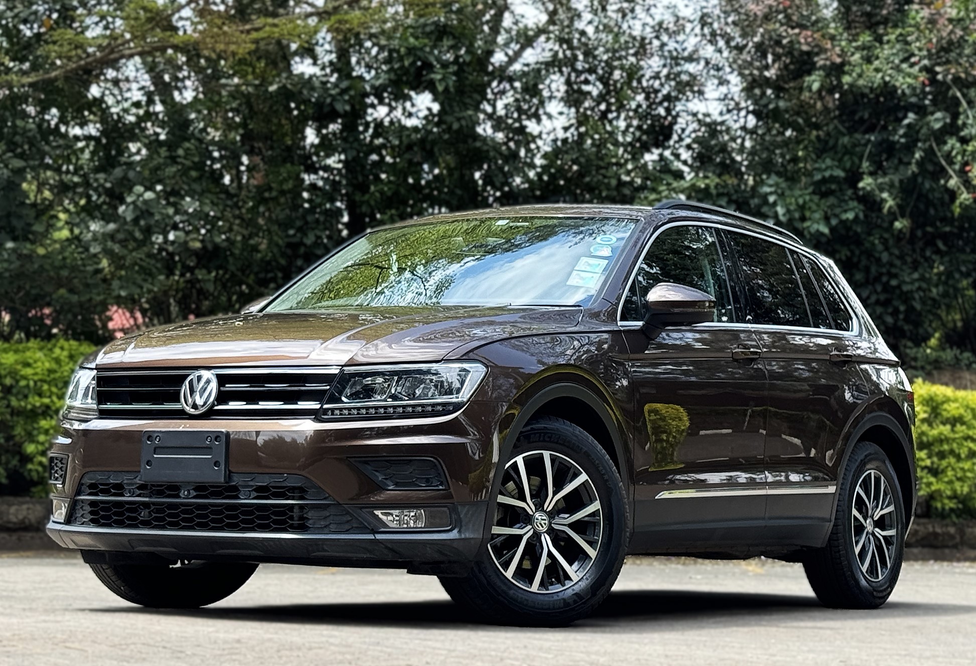 VOLKWAGEN TIGUAN