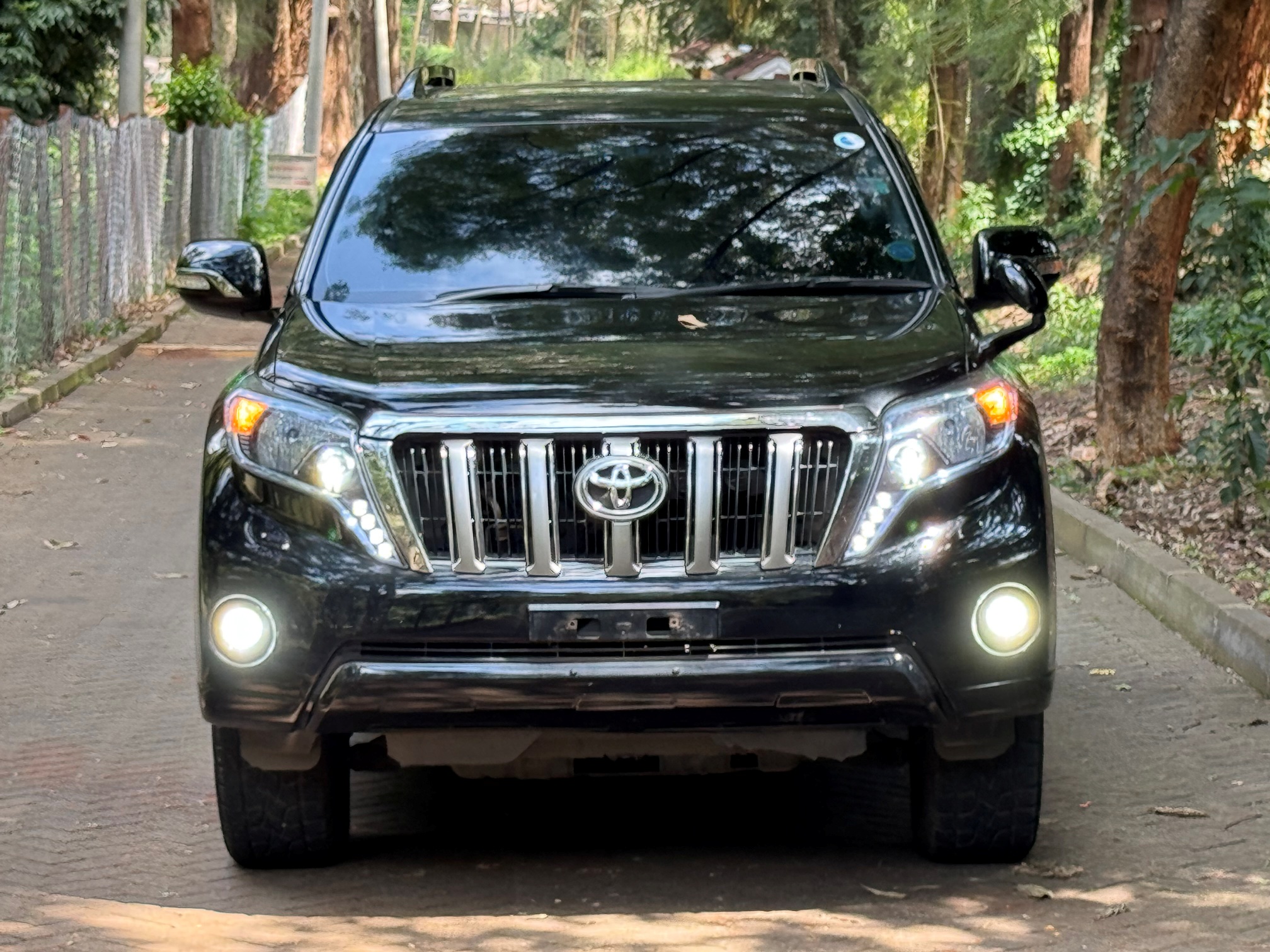 TOOYOTA LANDCRUISER PRADO TX