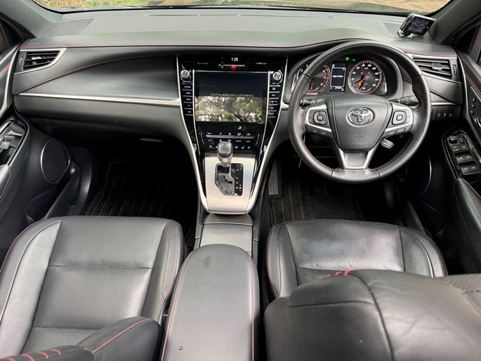 TOYOTA HARRIER TURBO 4WD