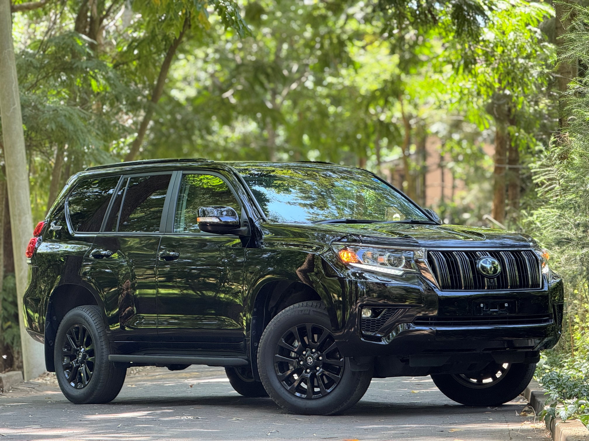 TOYOTA LANDCRUISER PRADO TX.L