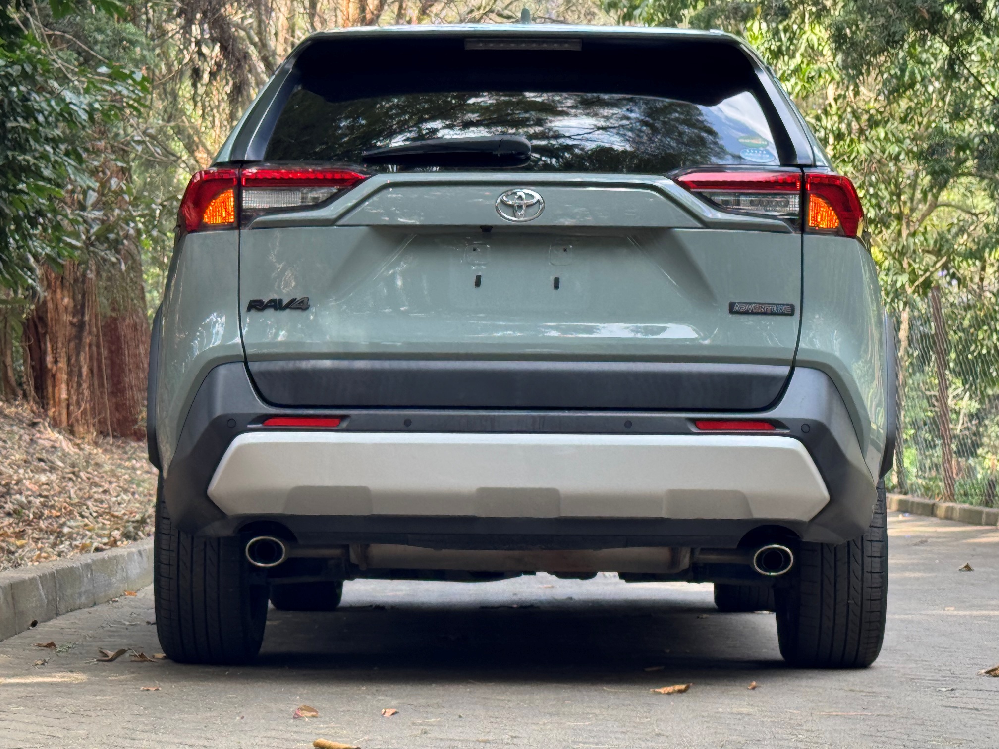 TOYOTA RAV4 ADVENTURE