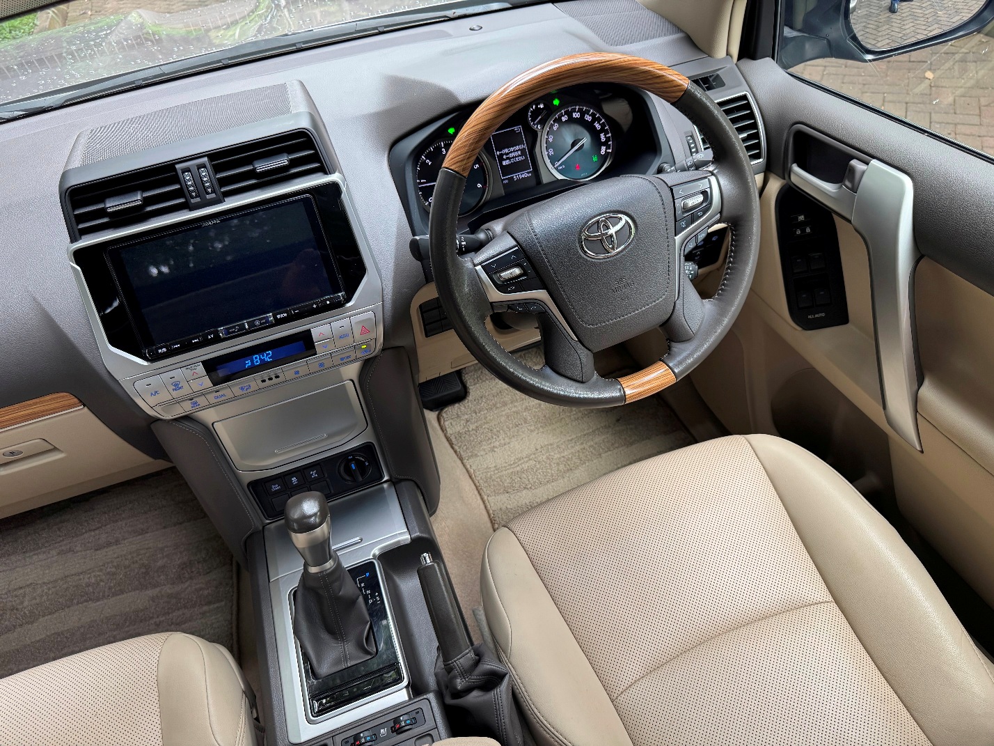 TOYOTA LANDCRUISER PRADO TX.L