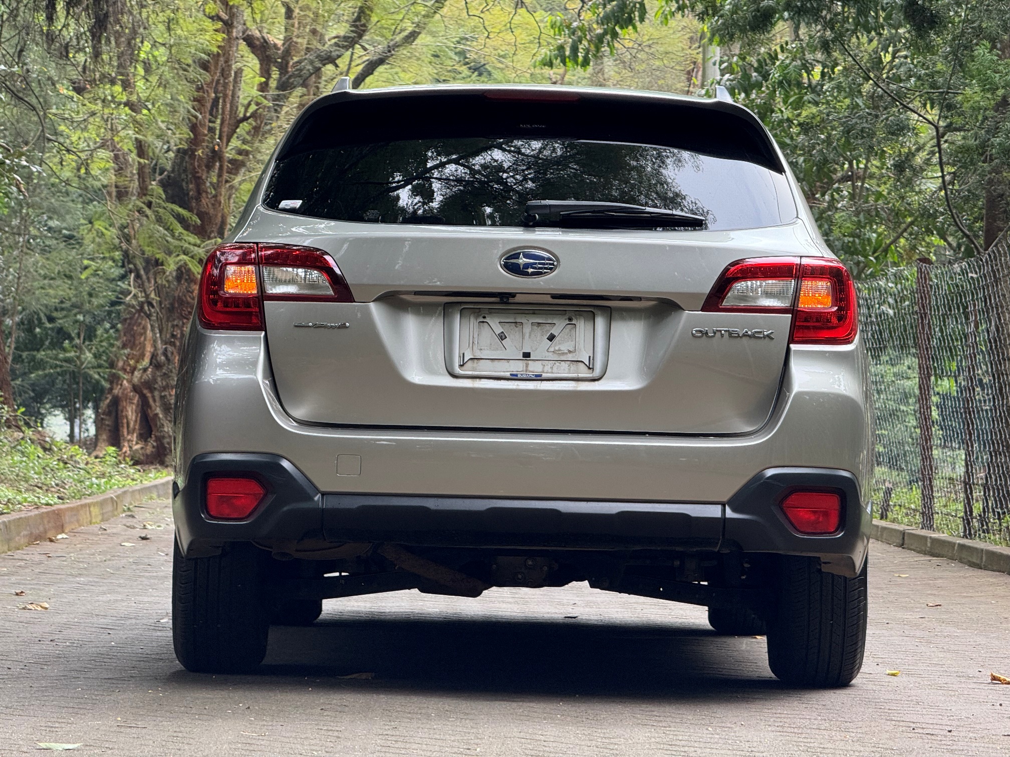 SUBARU OUTBACK