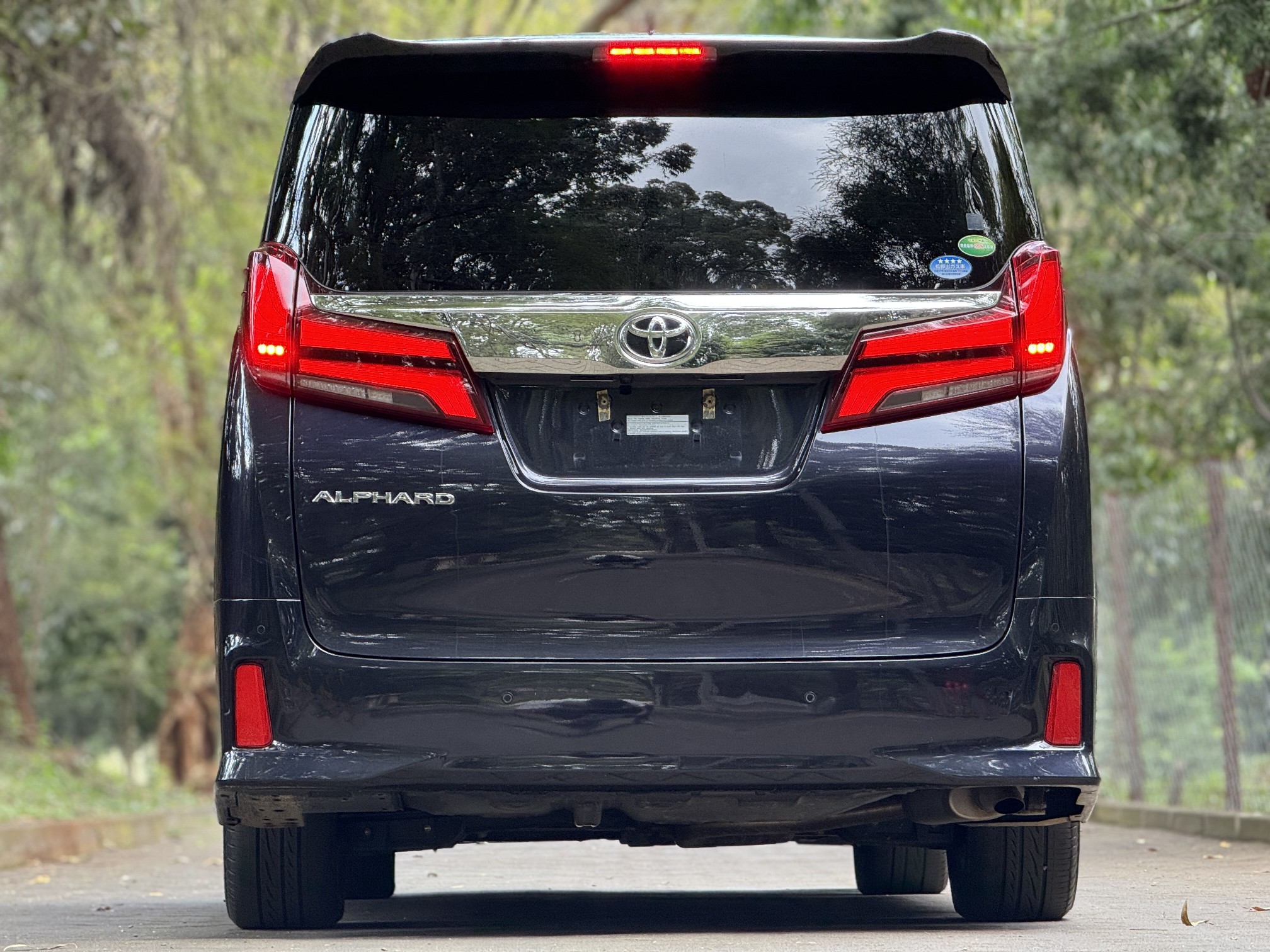 TOYOTA ALPHARD