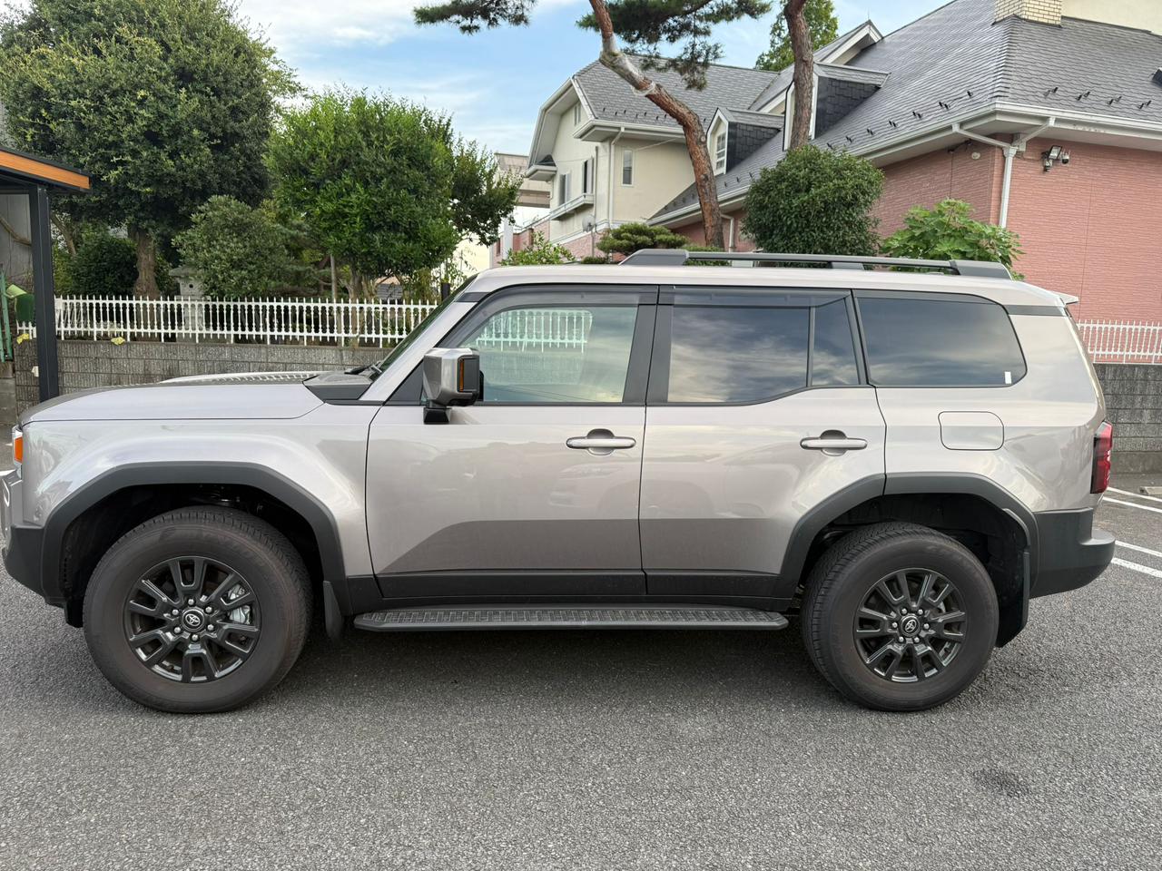 TOYOTA LANDCRUISER PRADO J250