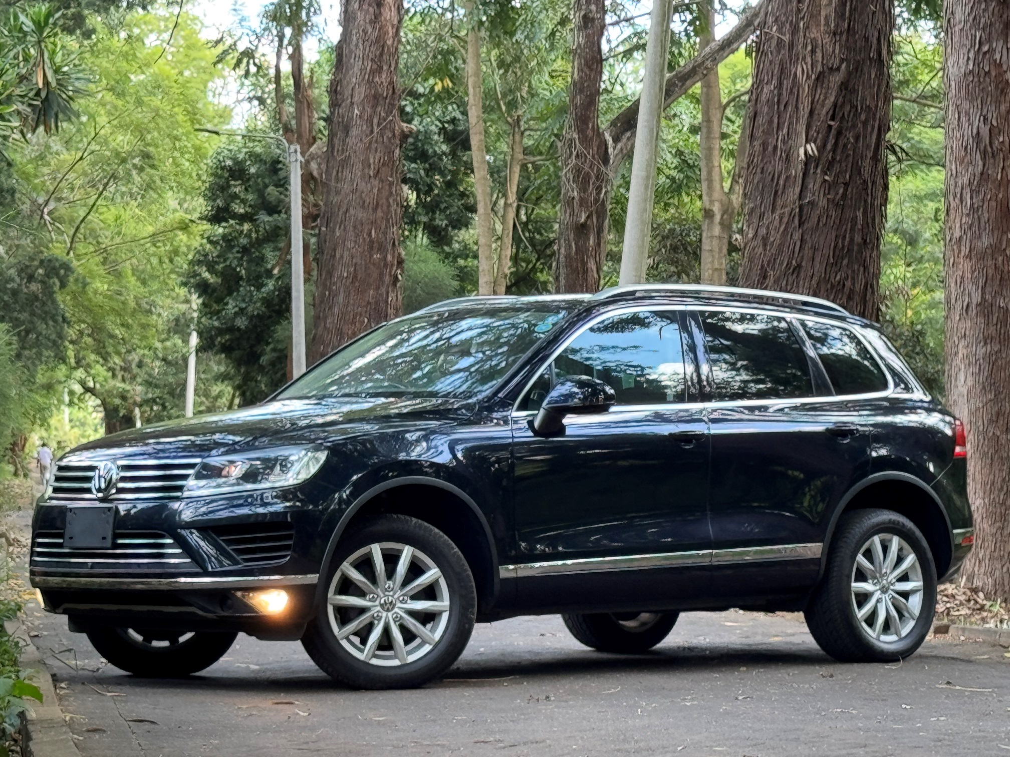 VOLKWAGEN TOUAREG