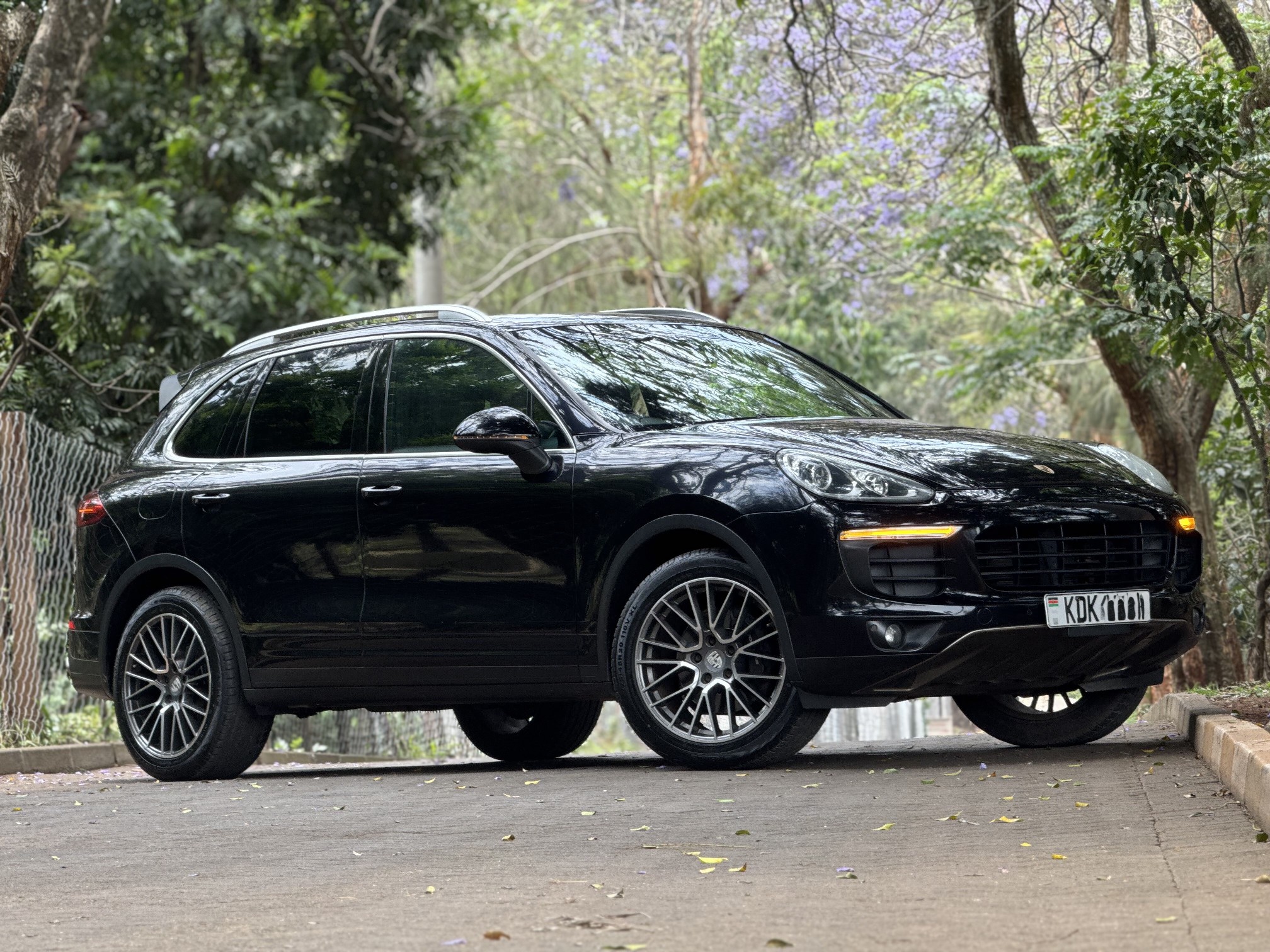 PORSCHE CAYENNE