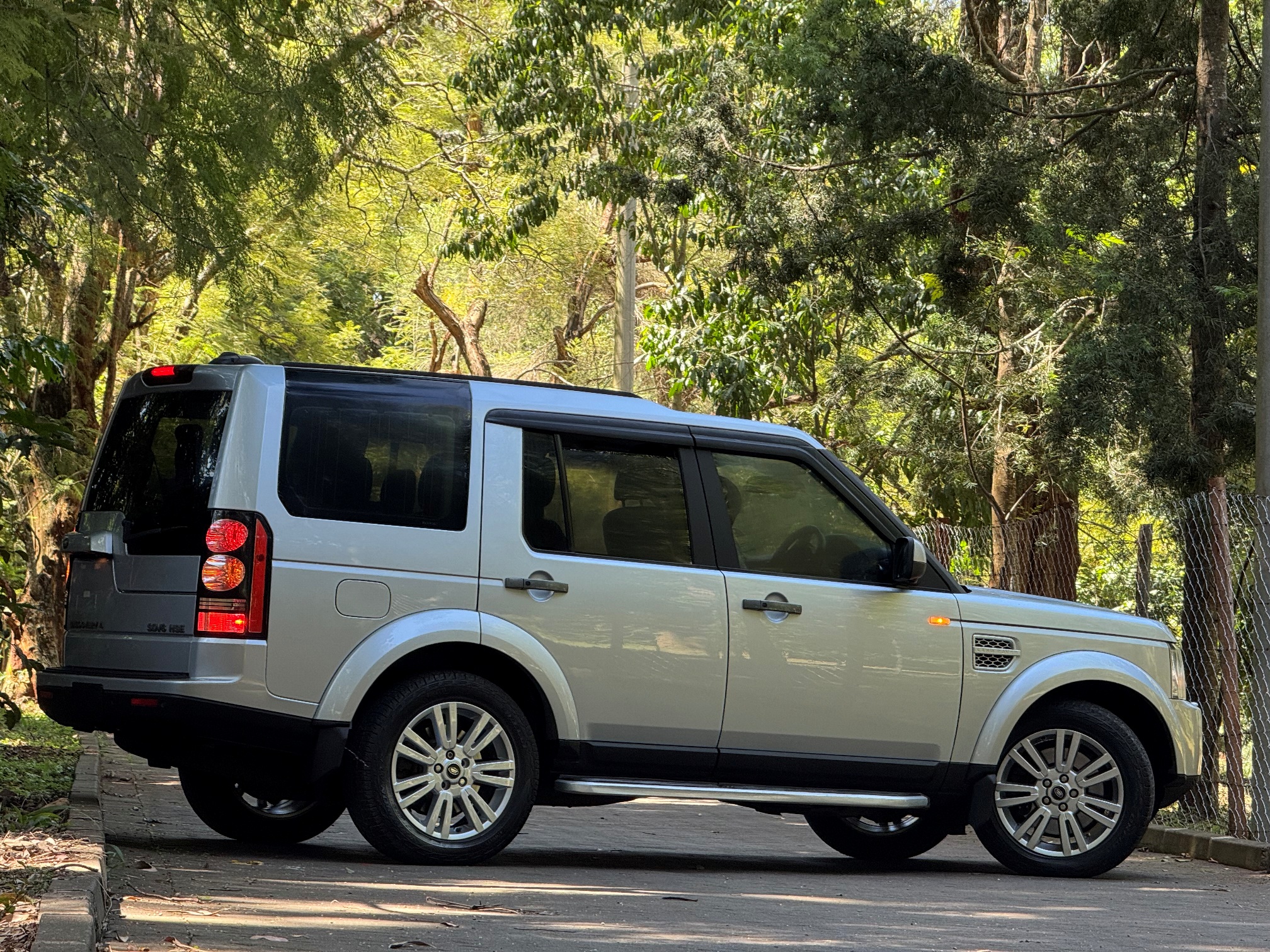 LANDROVER DISCOVERY 4