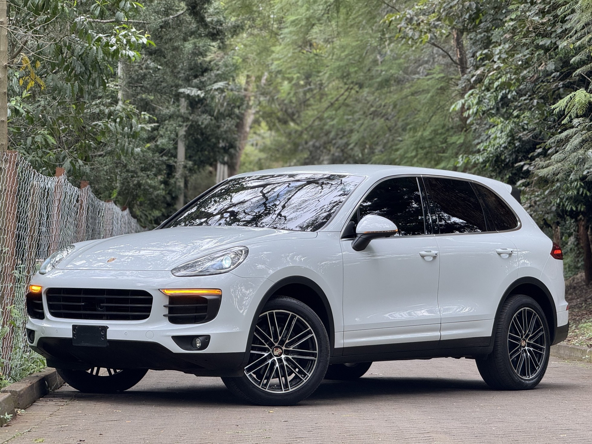 PORSCHE CAYENNE