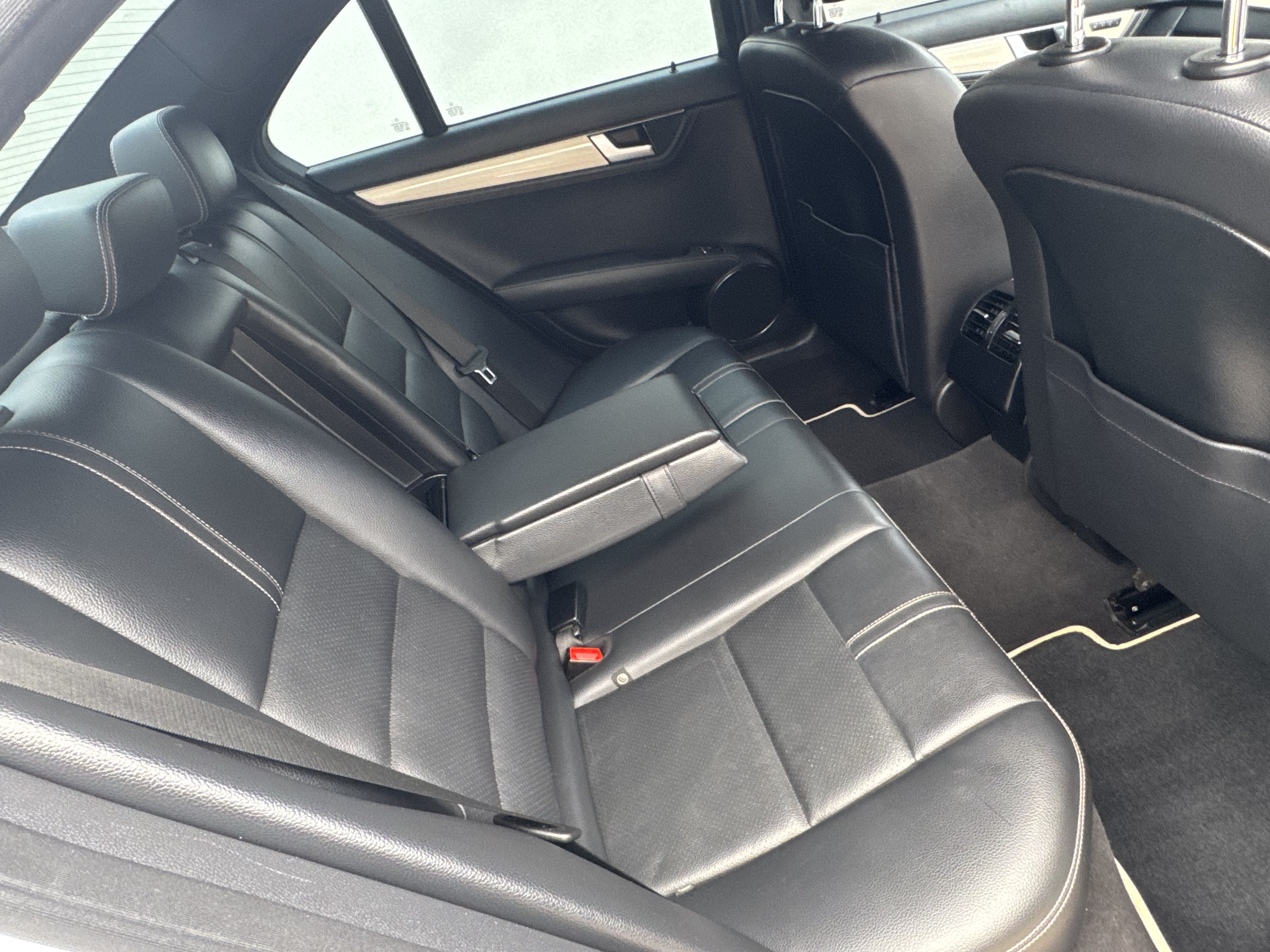 2012 MERCEDES BENZ C180