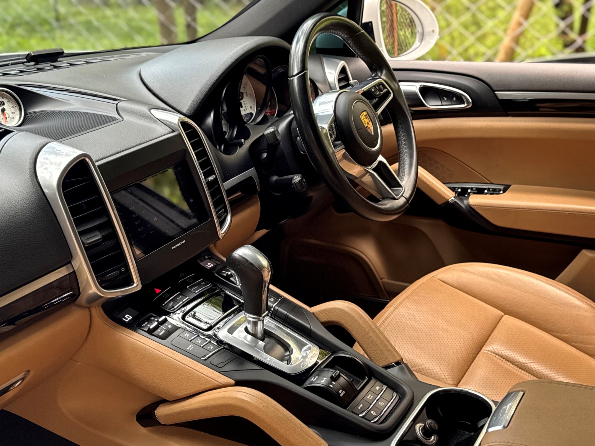 PORSCHE CAYENNE