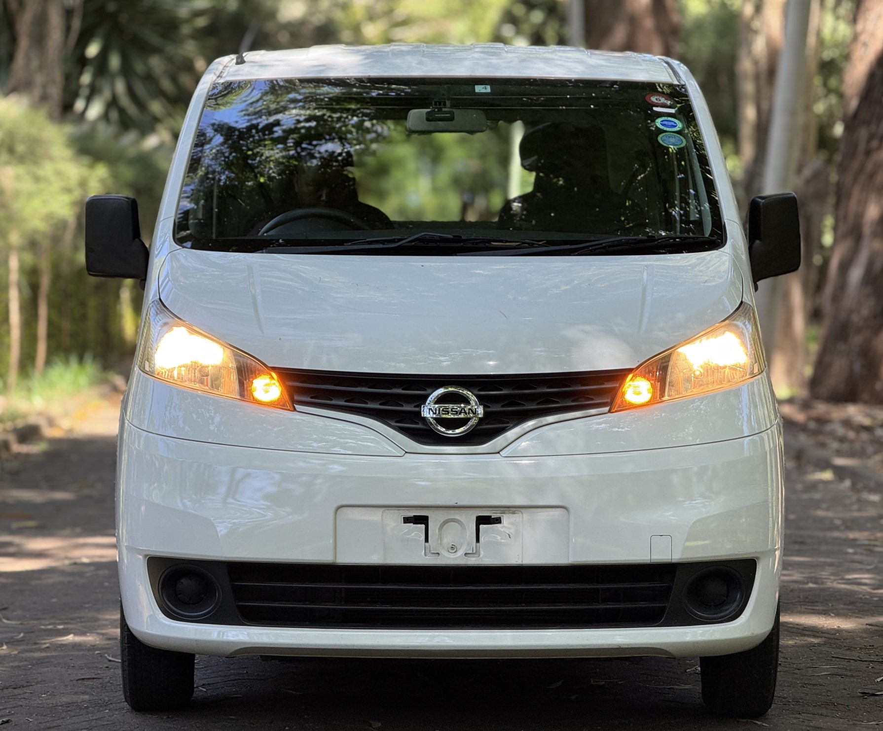 NISSAN NV200