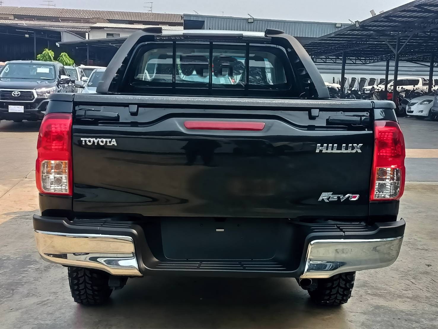 TOYOTA HILUX HIGHRIDER