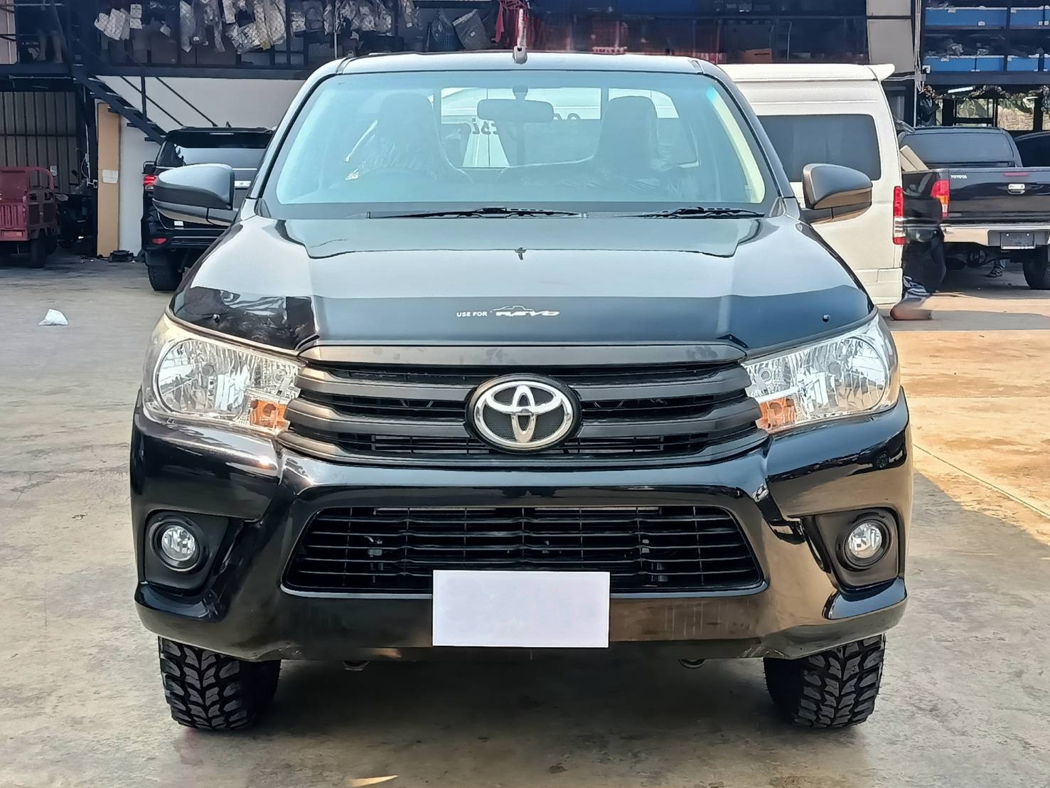 TOYOTA HILUX HIGHRIDER