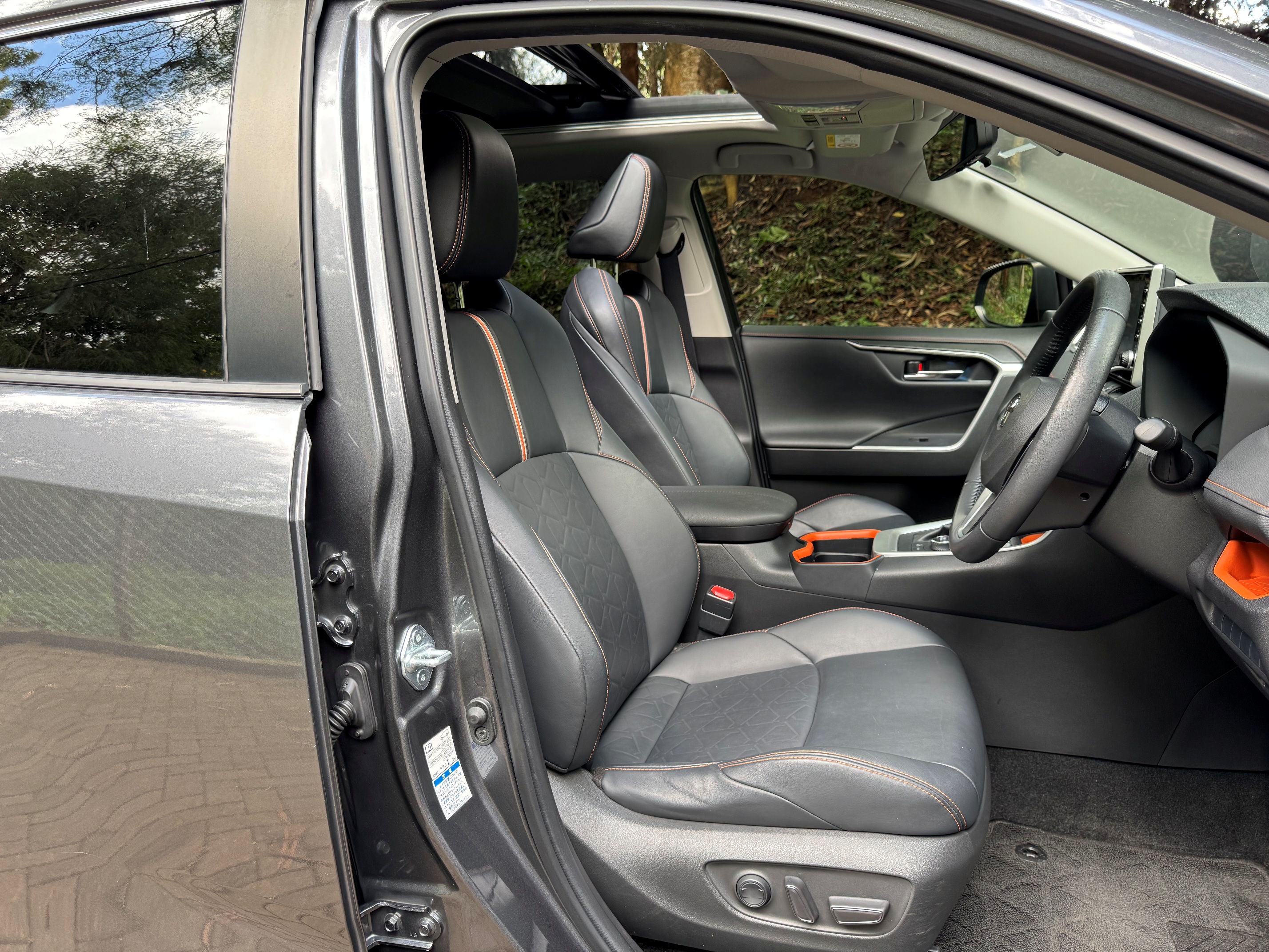 TOYOTA RAV4 ADVENTURE AWD