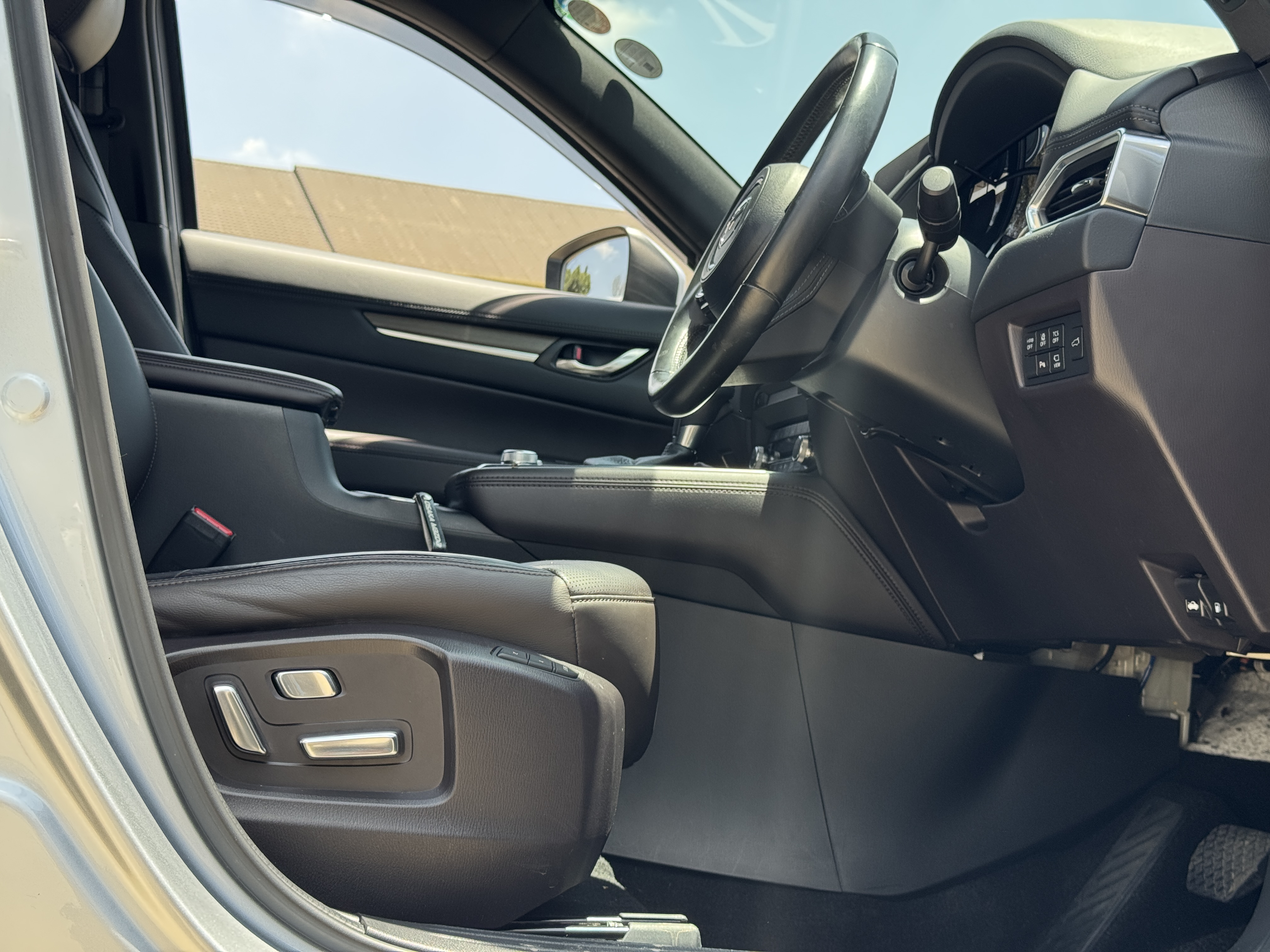 2019 MAZDA CX8