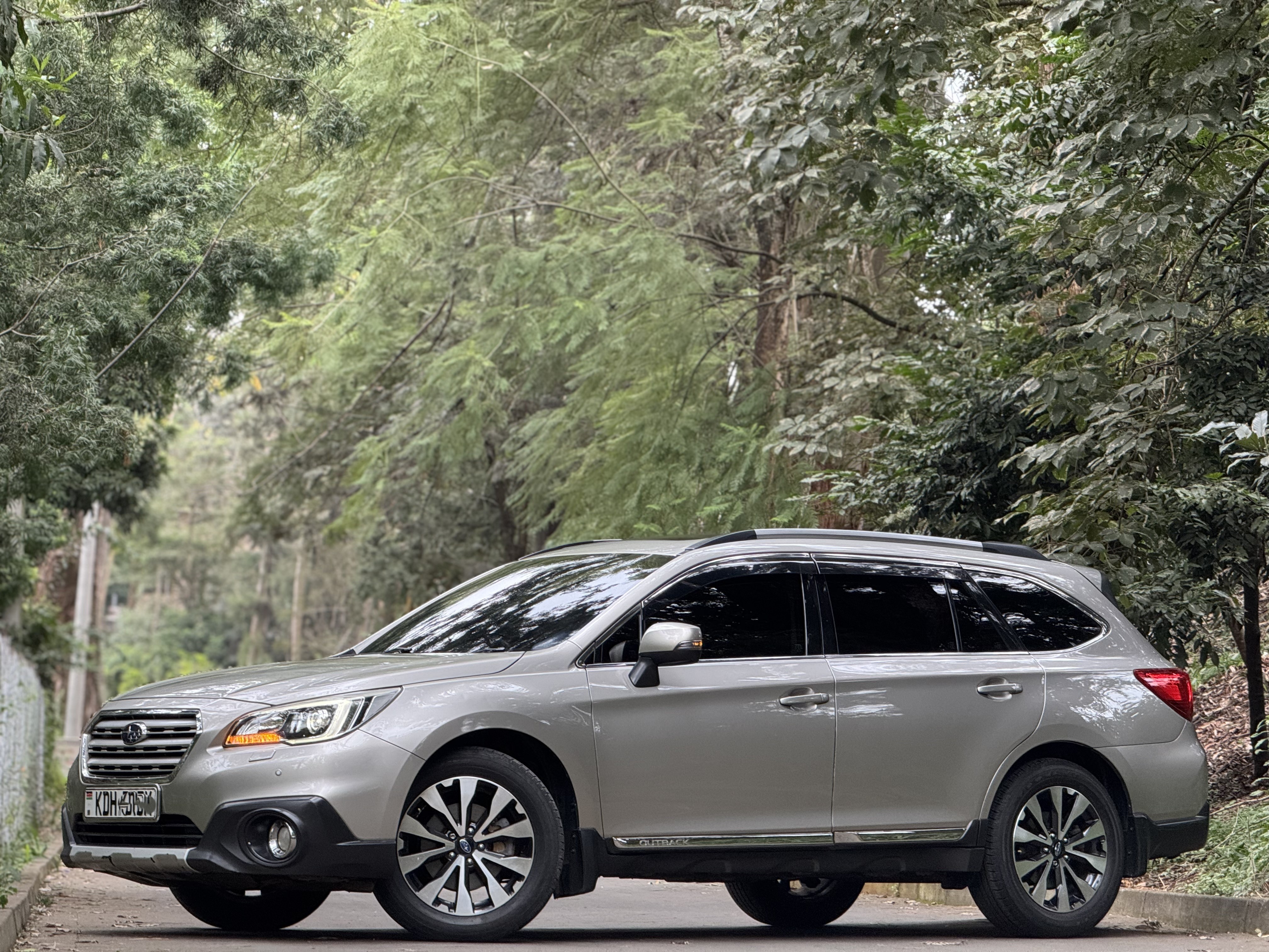 2015 SUBARU OUTBACK