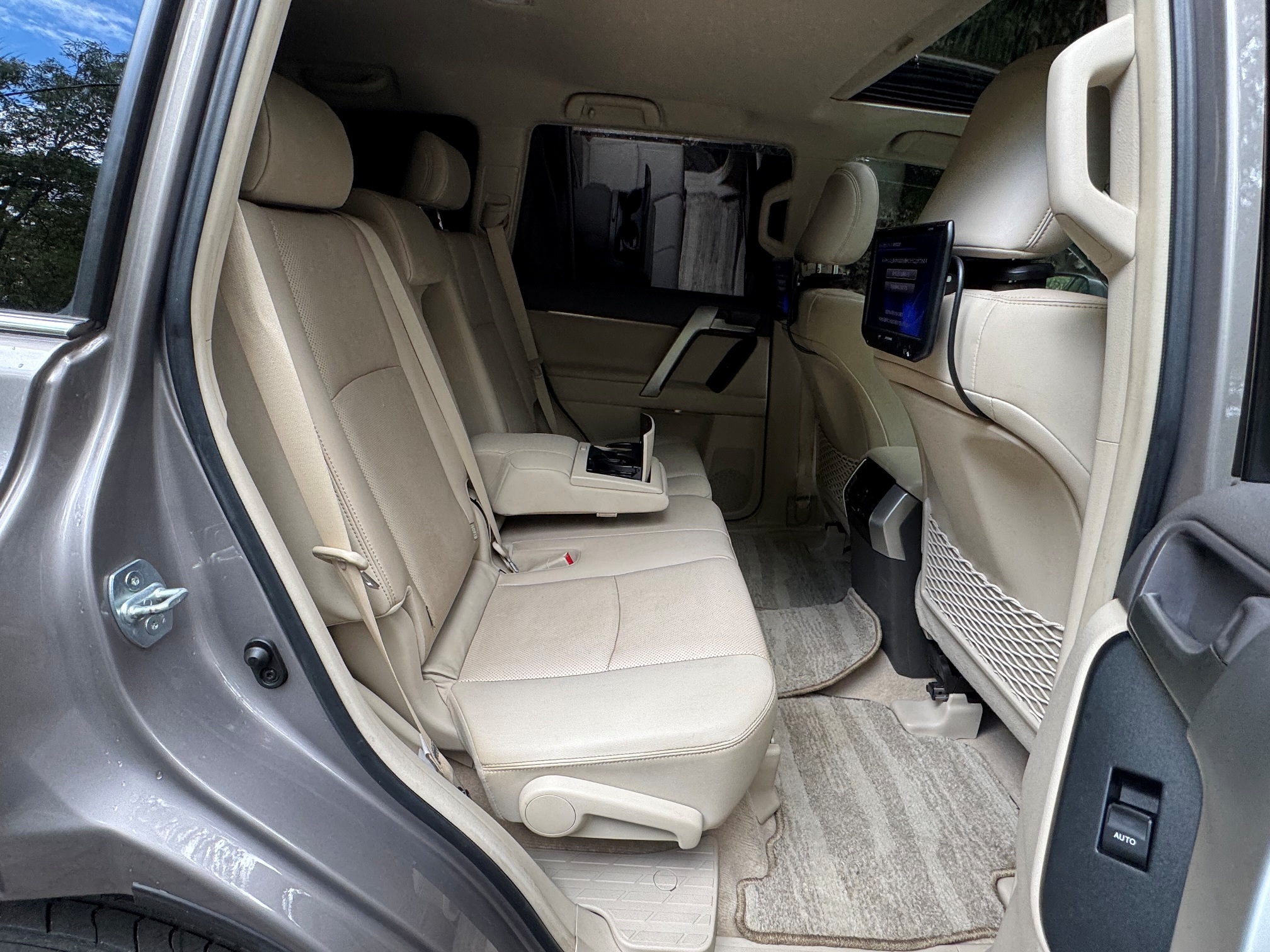 TOYOTA LANDCRUISER PRADO TX.L