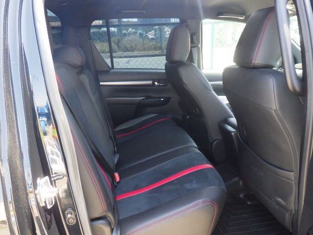 TOYOTA HILUX GR SPORT