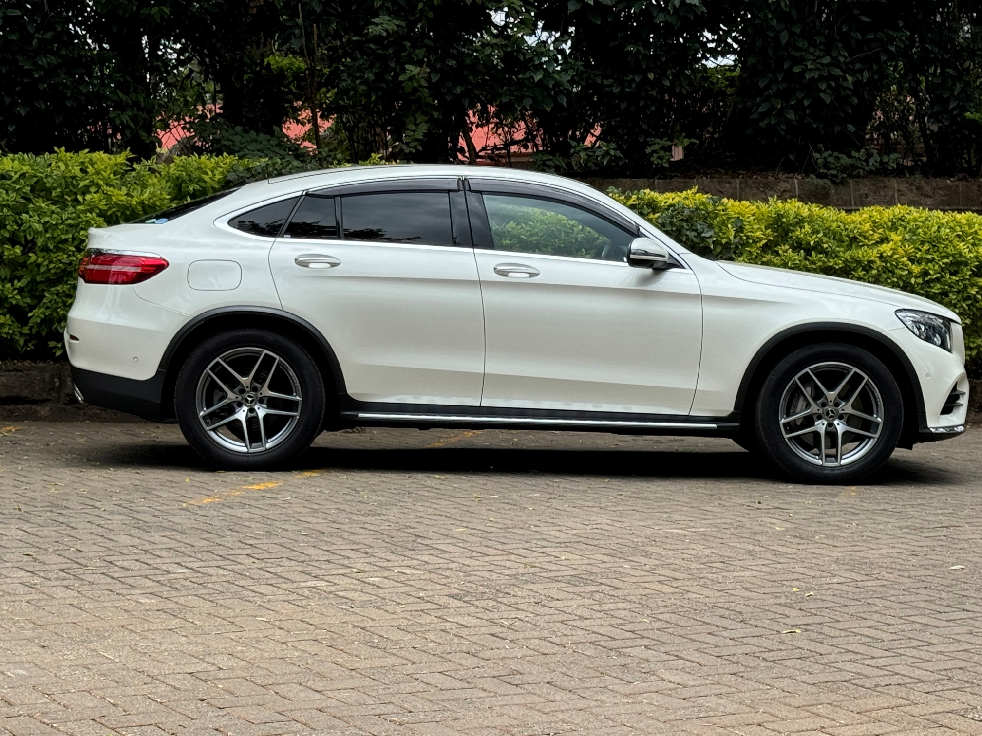 MERCEDES GLC250 COUPE