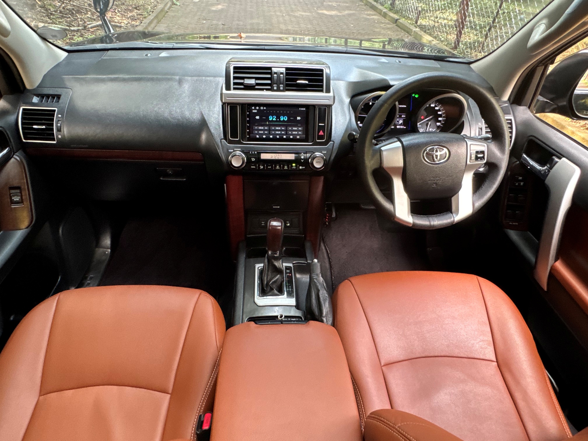 TOOYOTA LANDCRUISER PRADO TX