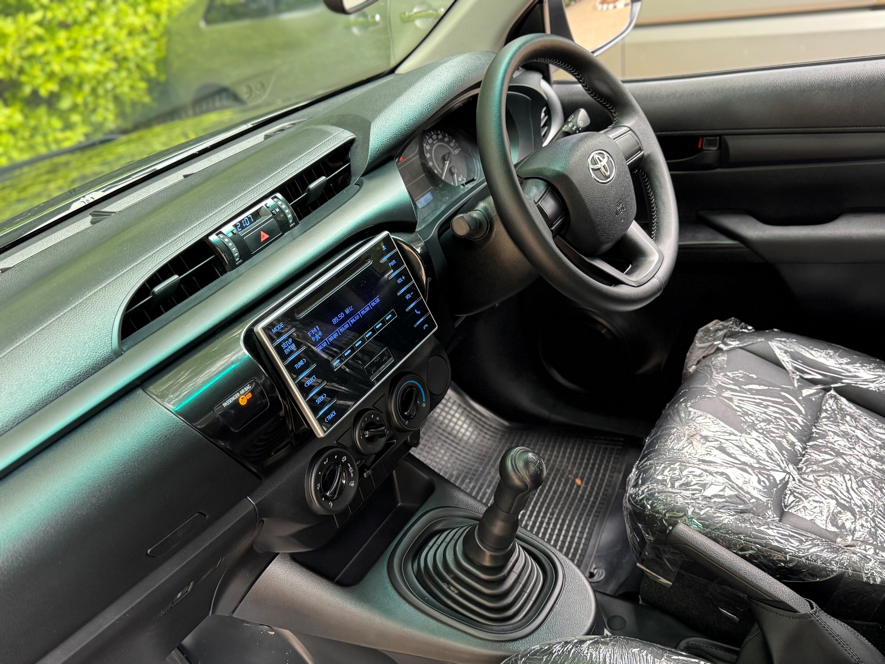 TOYOTA HILUX HIGH RIDER