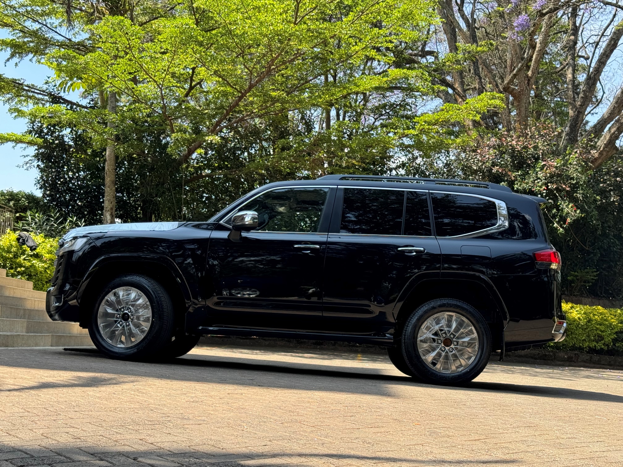 TOYOTA LANDCRUISER VXR SERIES