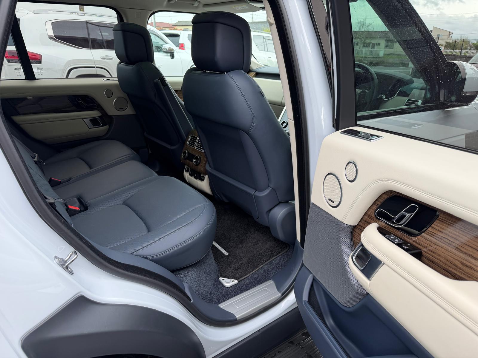 2019 RANGE ROVER VOGUE