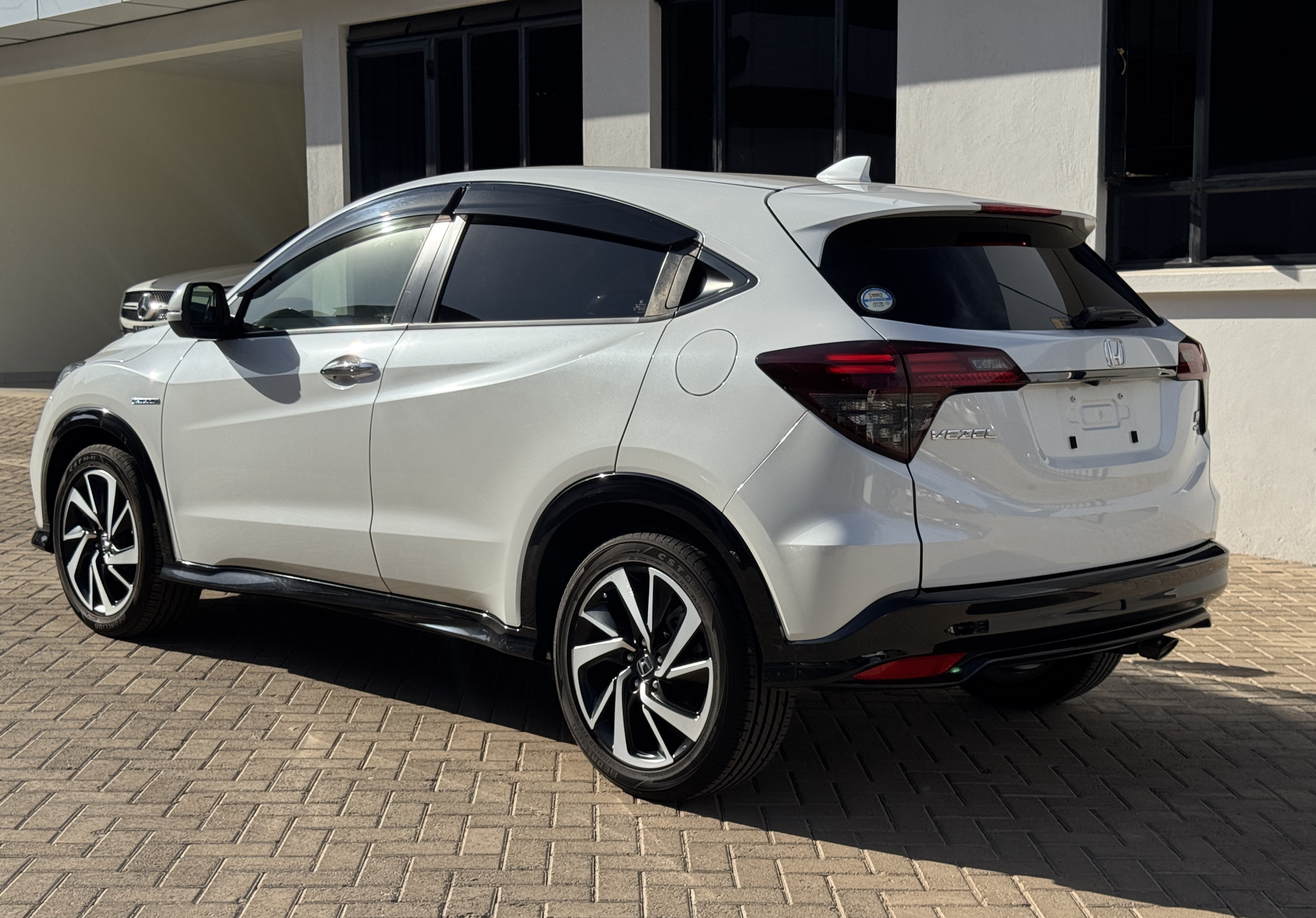 2019 HONDA VEZEL HYBRID RS